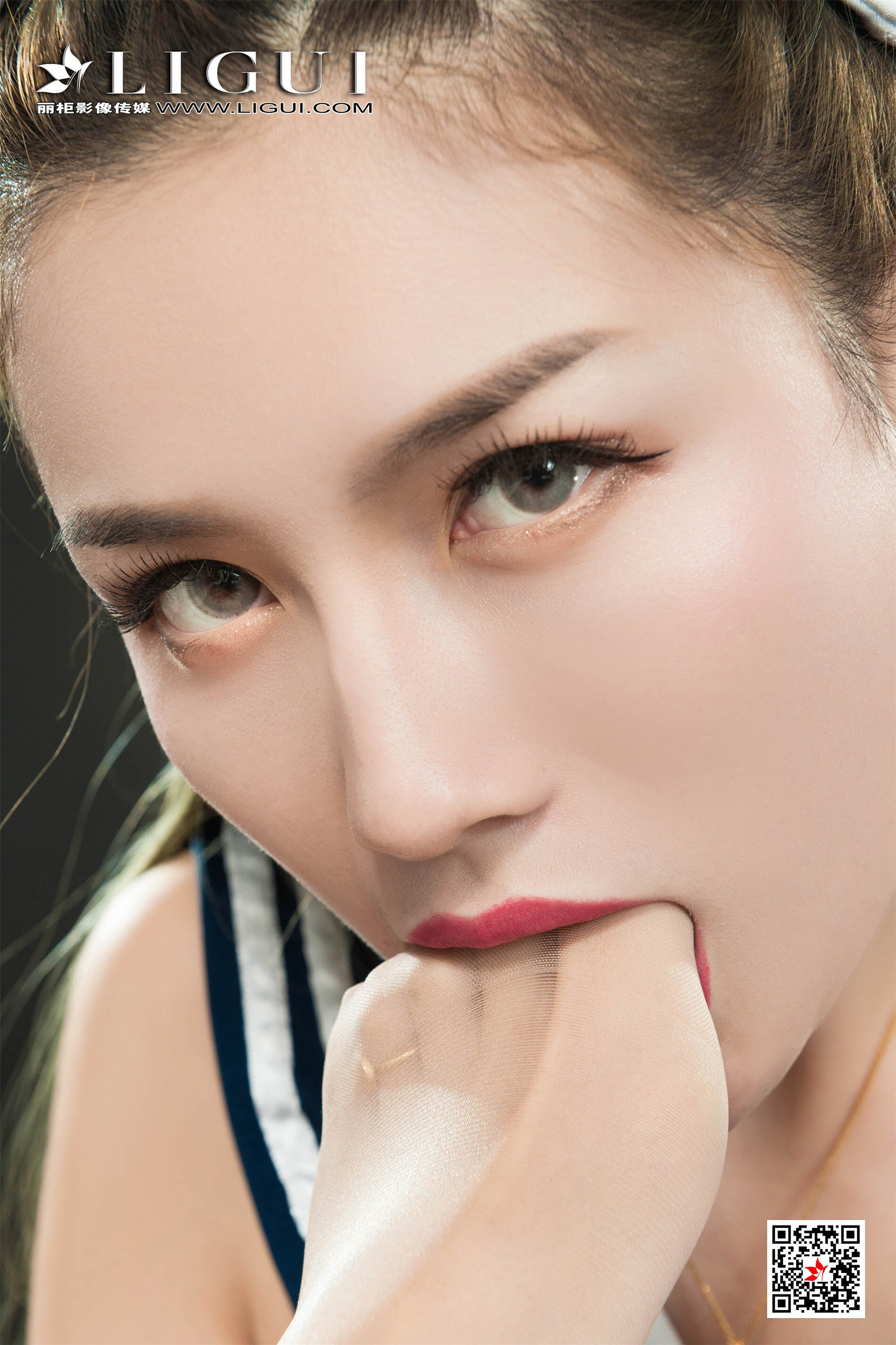 Ligui丽柜  2019.10.25 兔子甜甜《双生花》