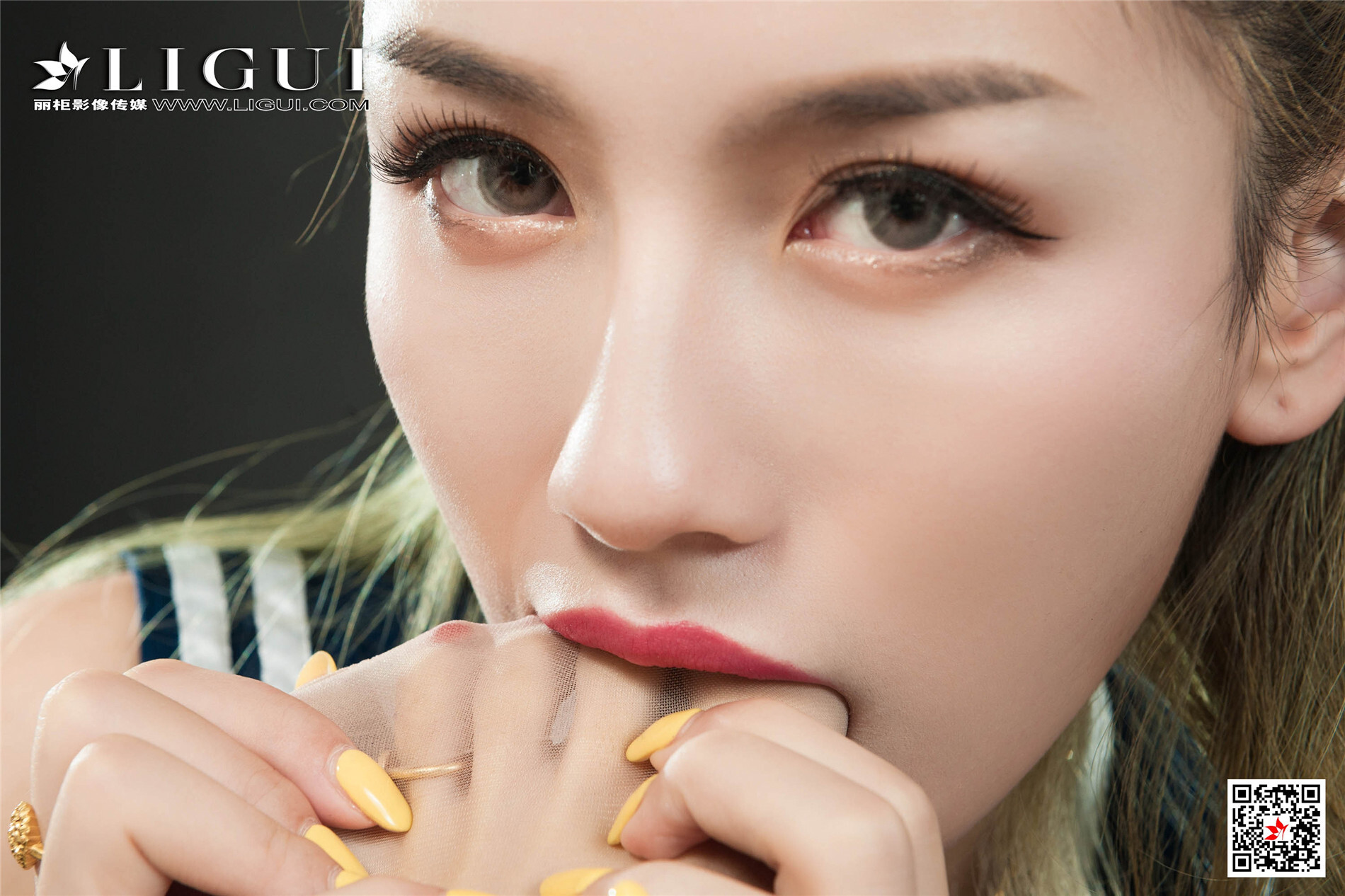 Ligui丽柜  2019.10.25 兔子甜甜《双生花》