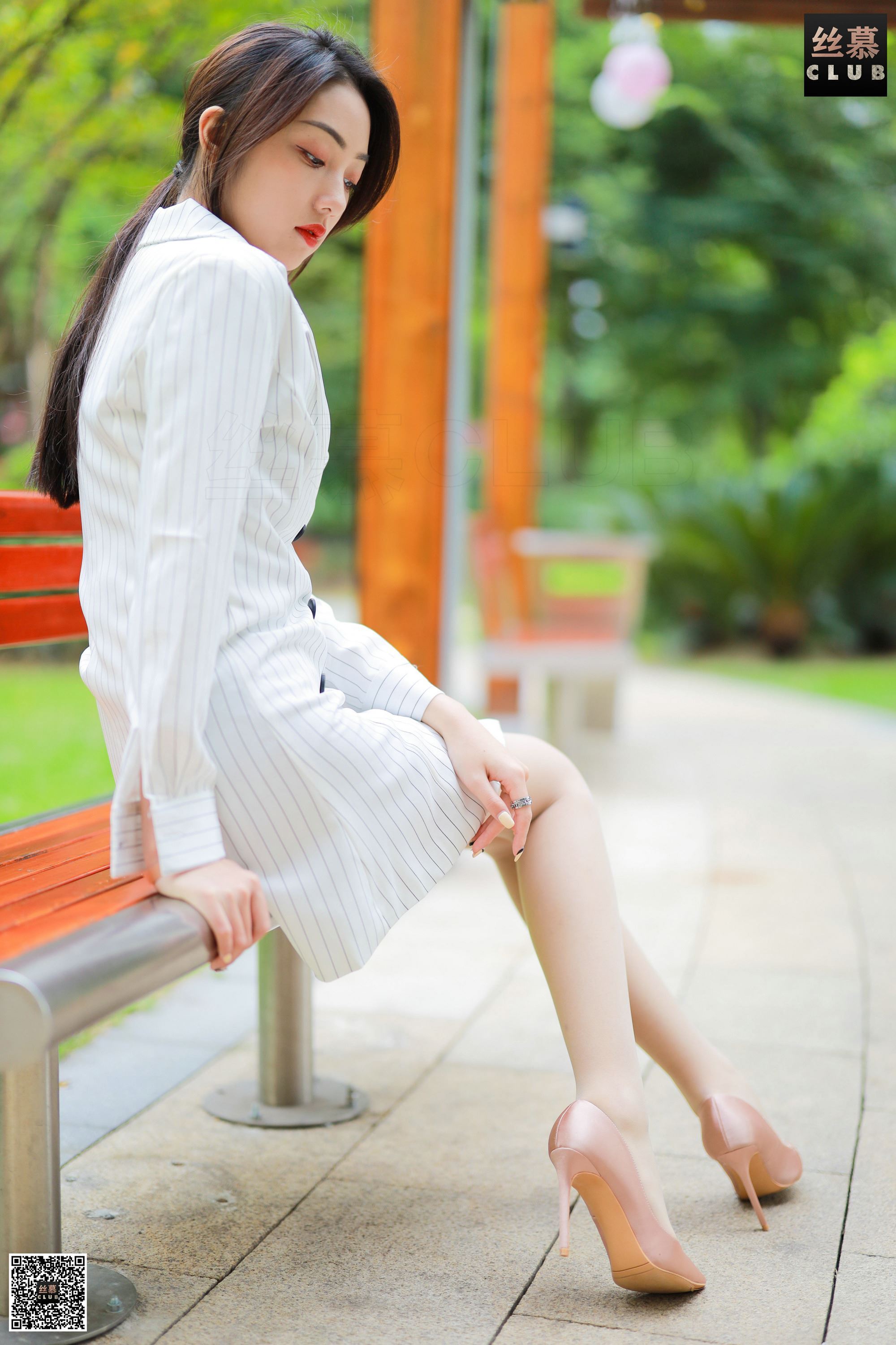 丝慕写真 SM104 粉嫩 – 诗晴