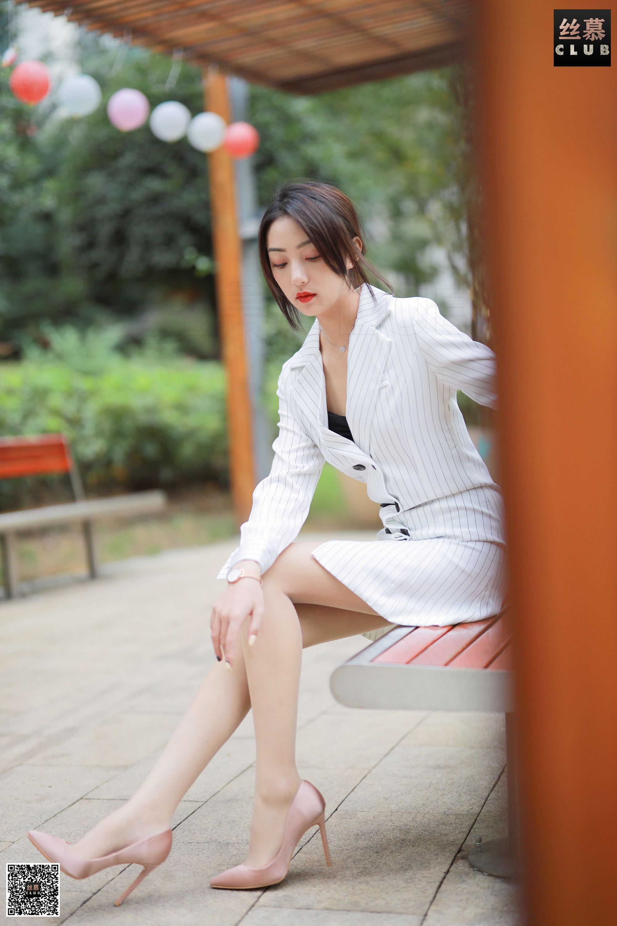 丝慕写真 SM104 粉嫩 – 诗晴