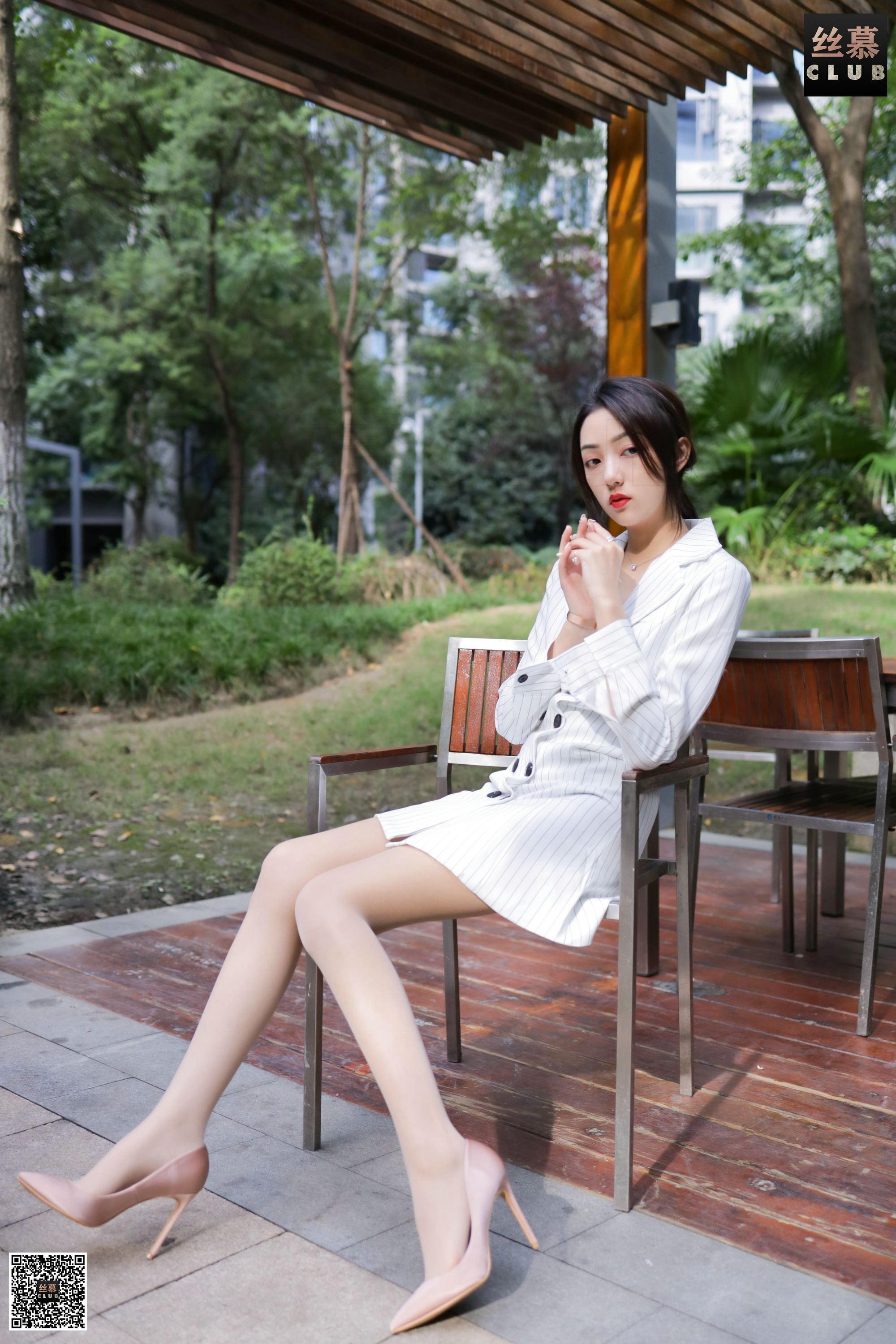 丝慕写真 SM104 粉嫩 – 诗晴