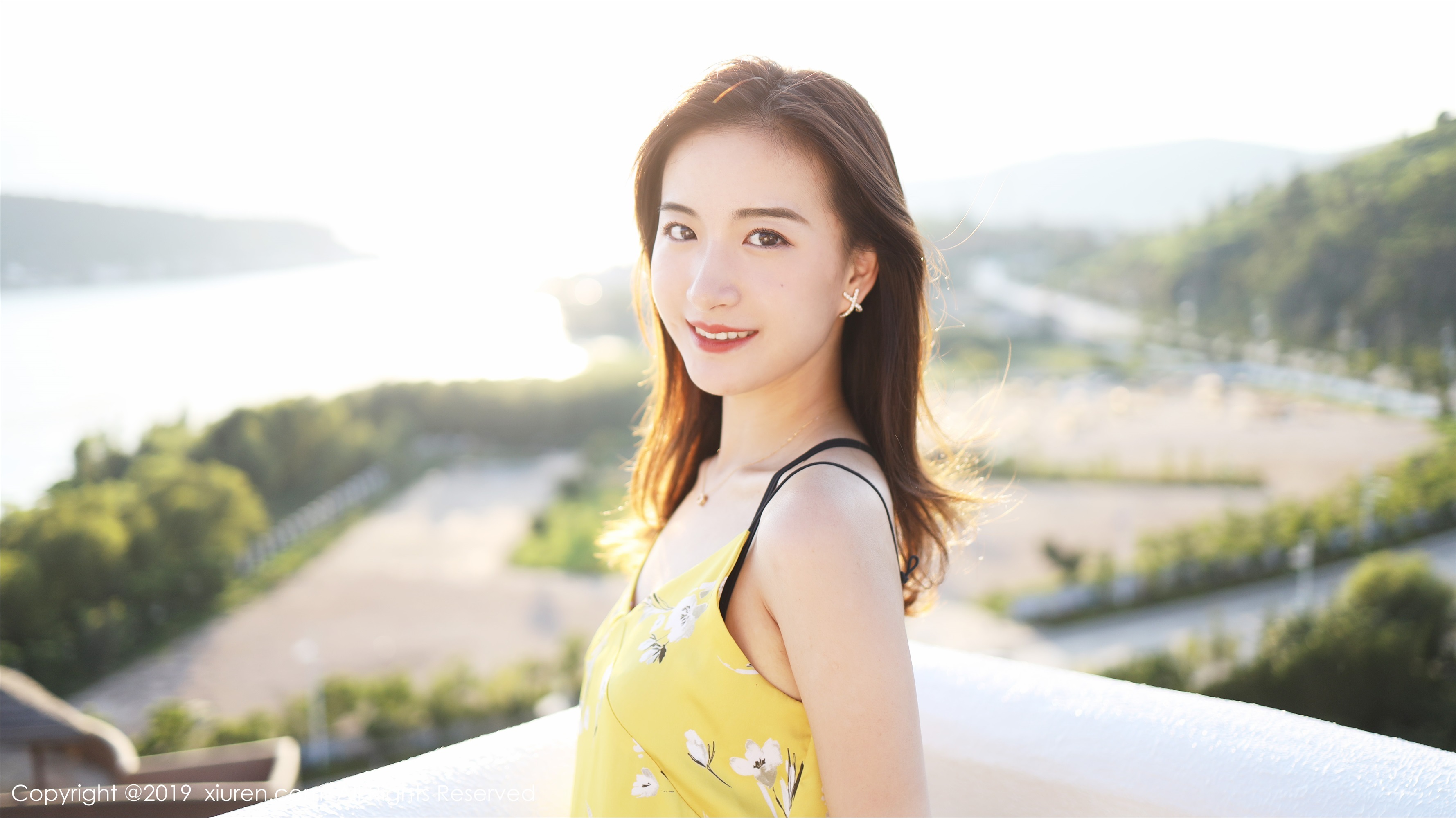 XIUREN秀人网2019.09.02 No.1660 艺儿拿铁