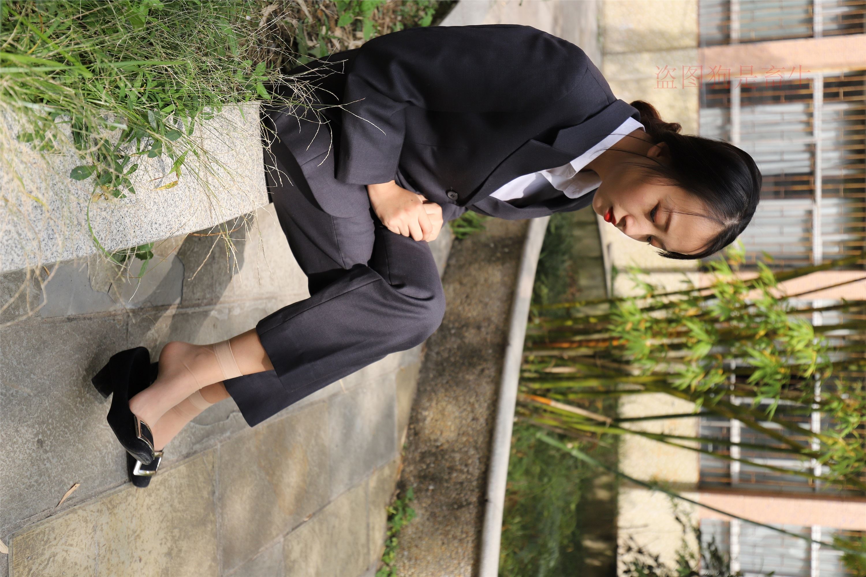 大西瓜美女图片 Z5-1 制服短si 435p1