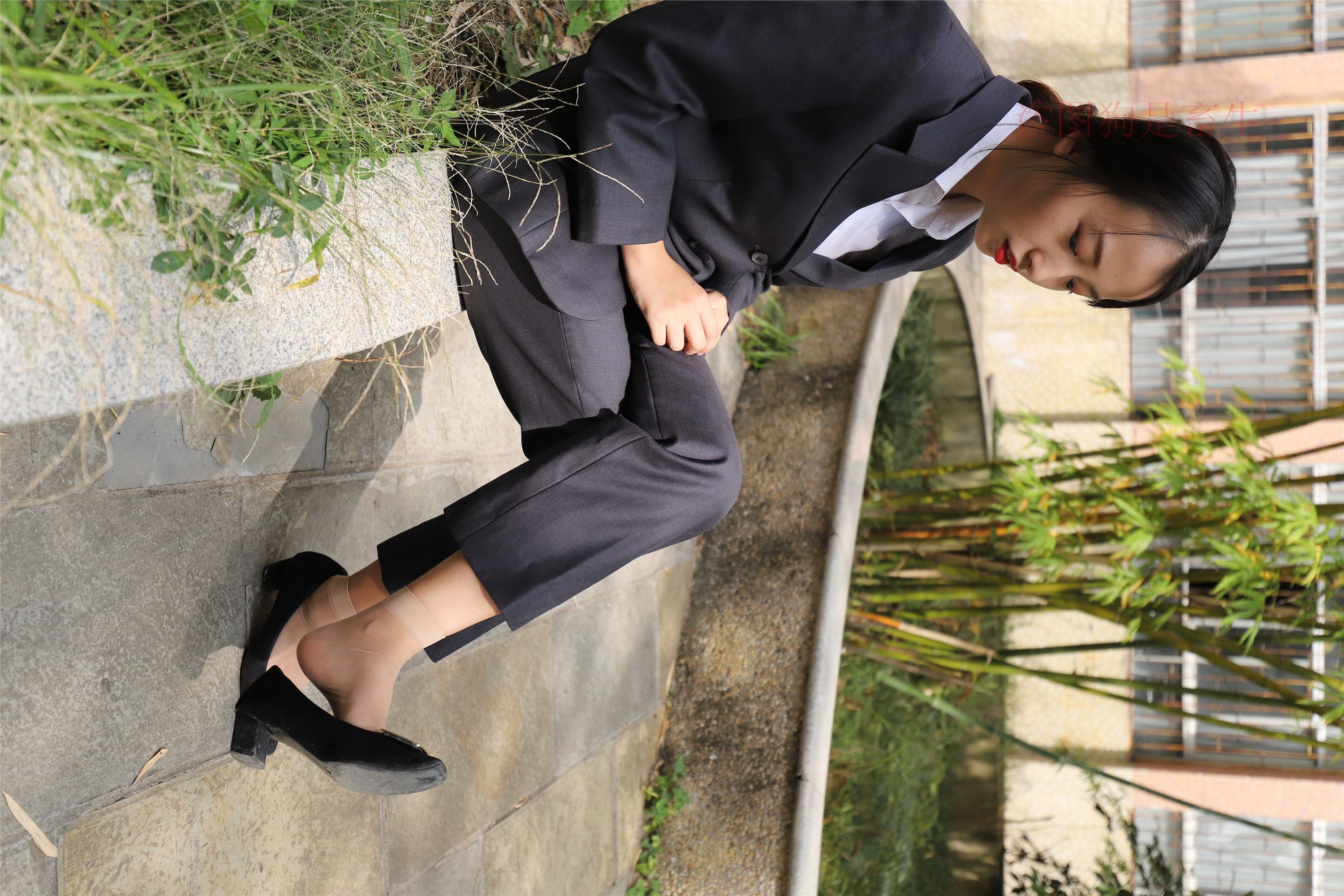 大西瓜美女图片 Z5-1 制服短si 435p1