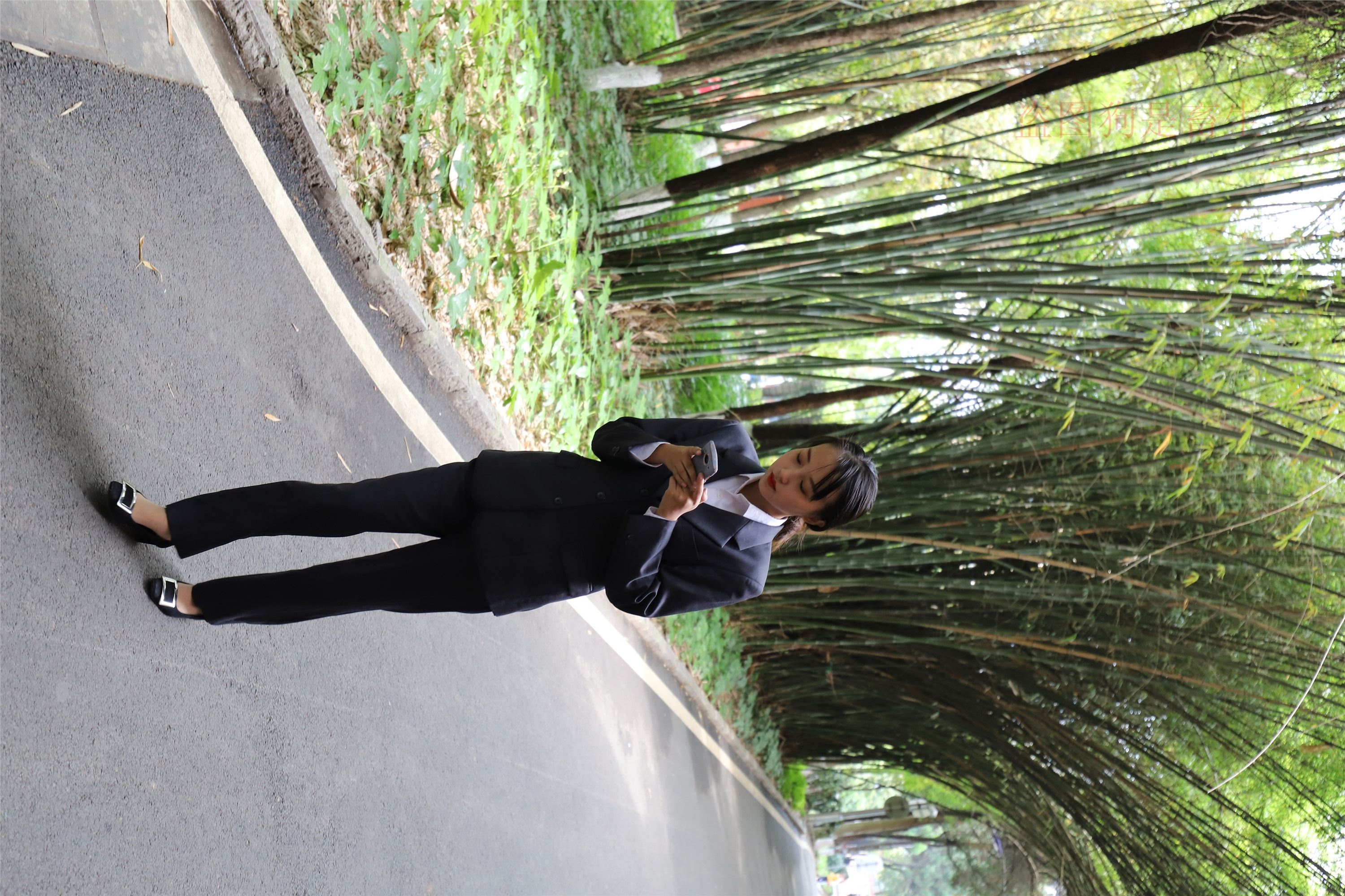 大西瓜美女图片 Z5-1 制服短si 435p1