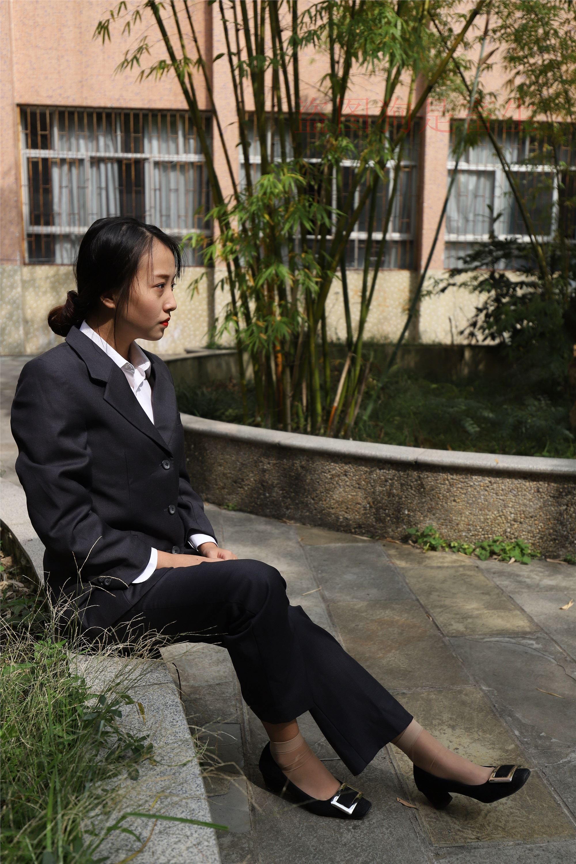 大西瓜美女图片 Z5-1 制服短si 435p1