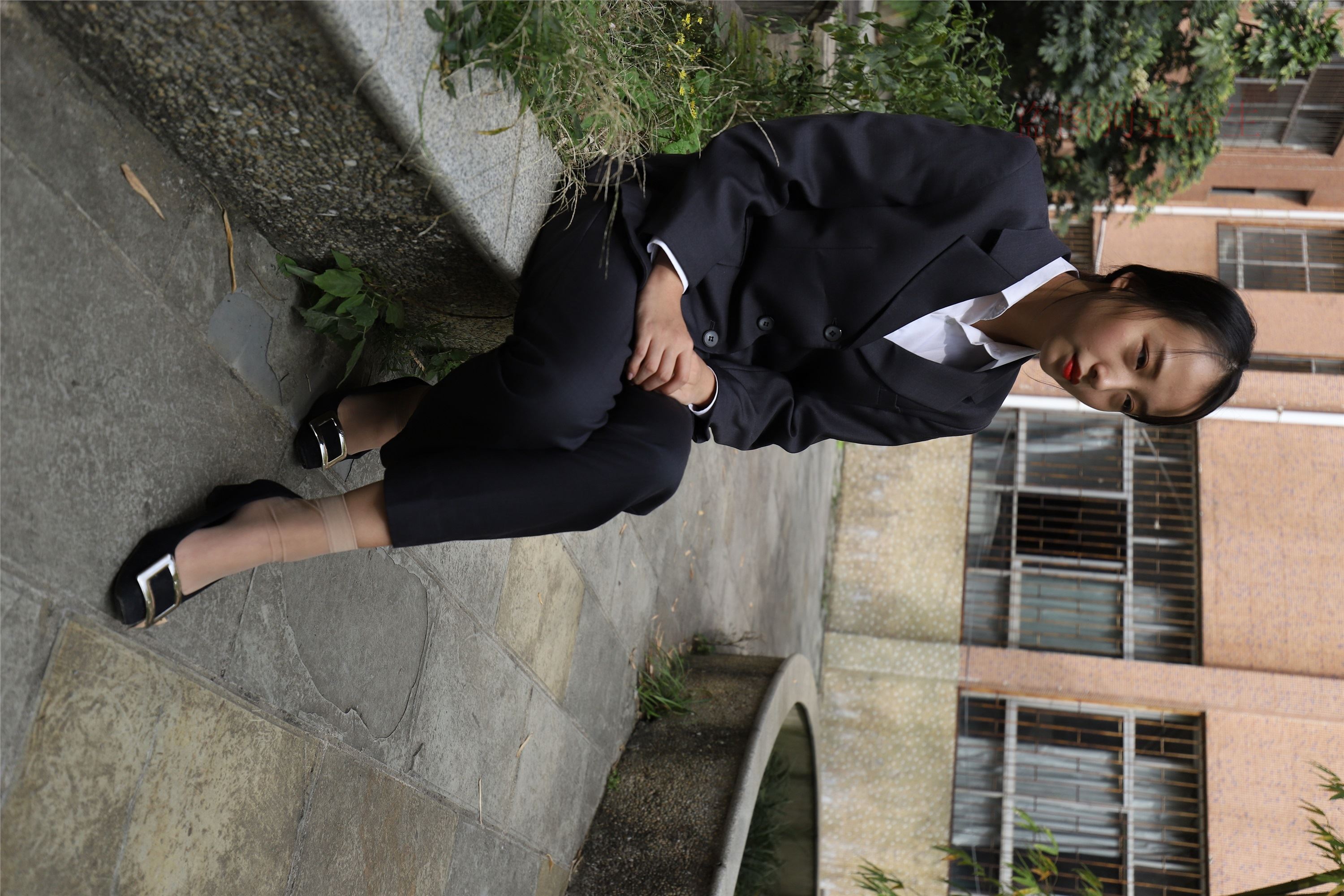 大西瓜美女图片 Z5-1 制服短si 435p1