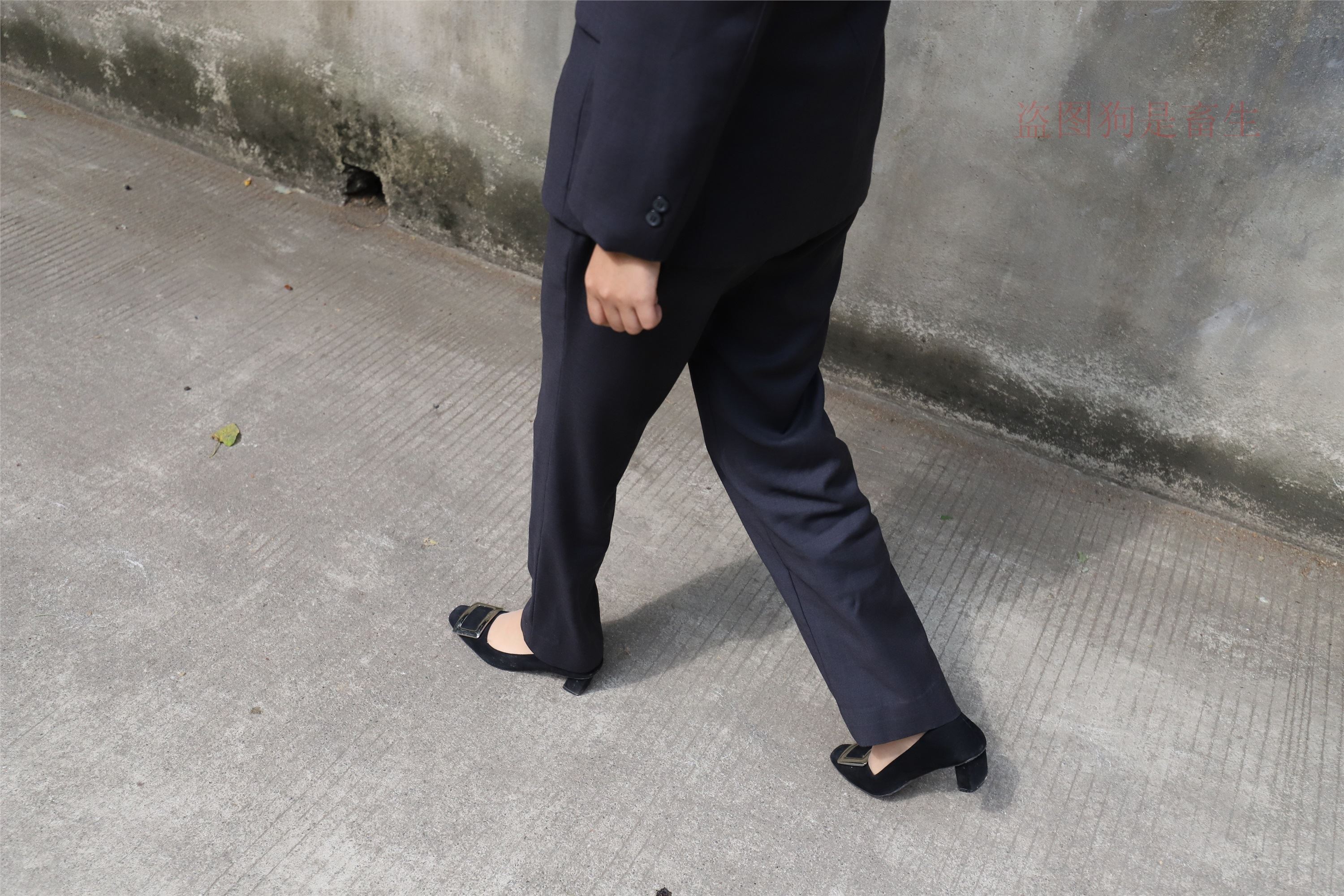 大西瓜美女图片 Z5-1 制服短si 435p2