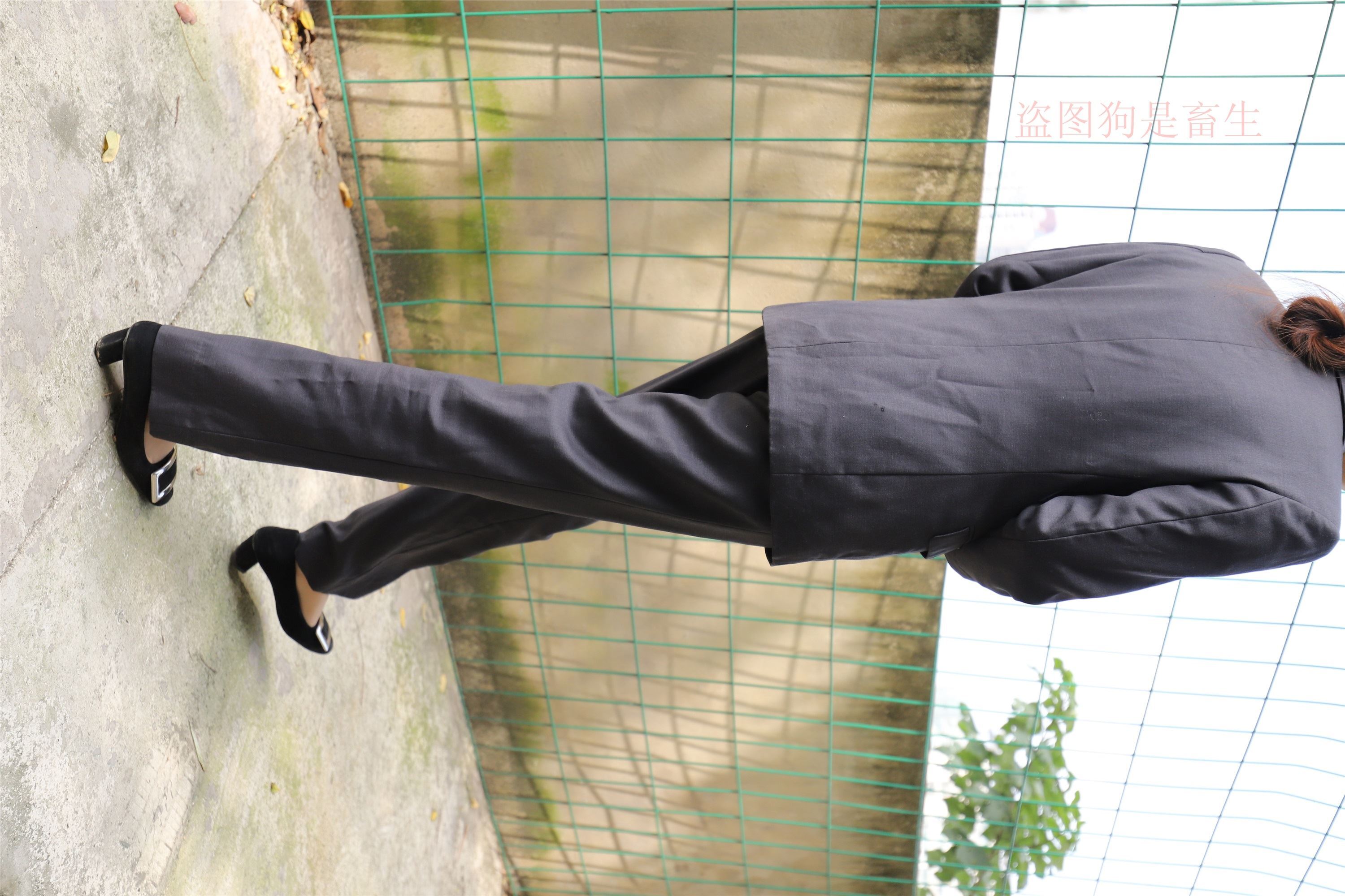 大西瓜美女图片 Z5-1 制服短si 435p2