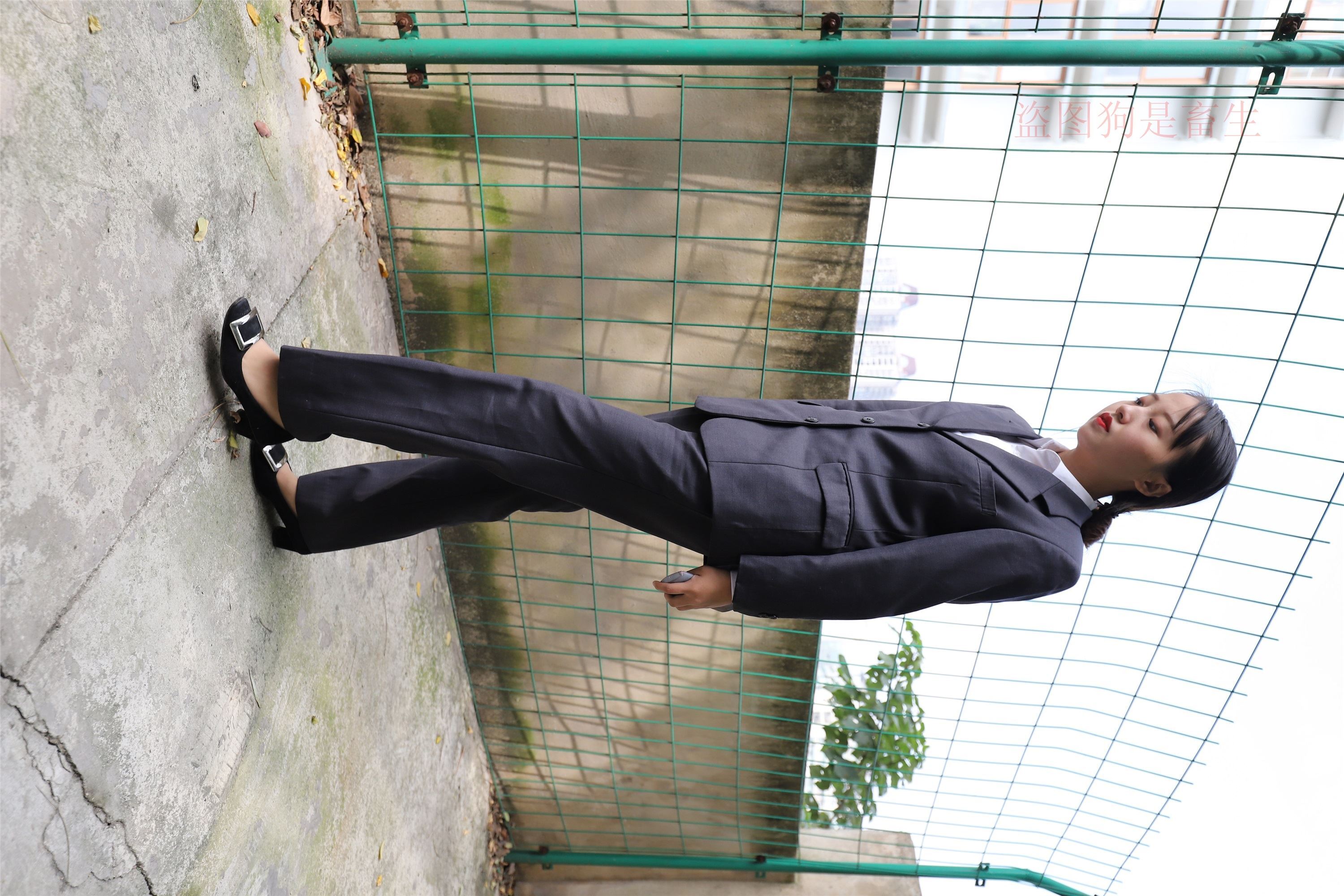 大西瓜美女图片 Z5-1 制服短si 435p2