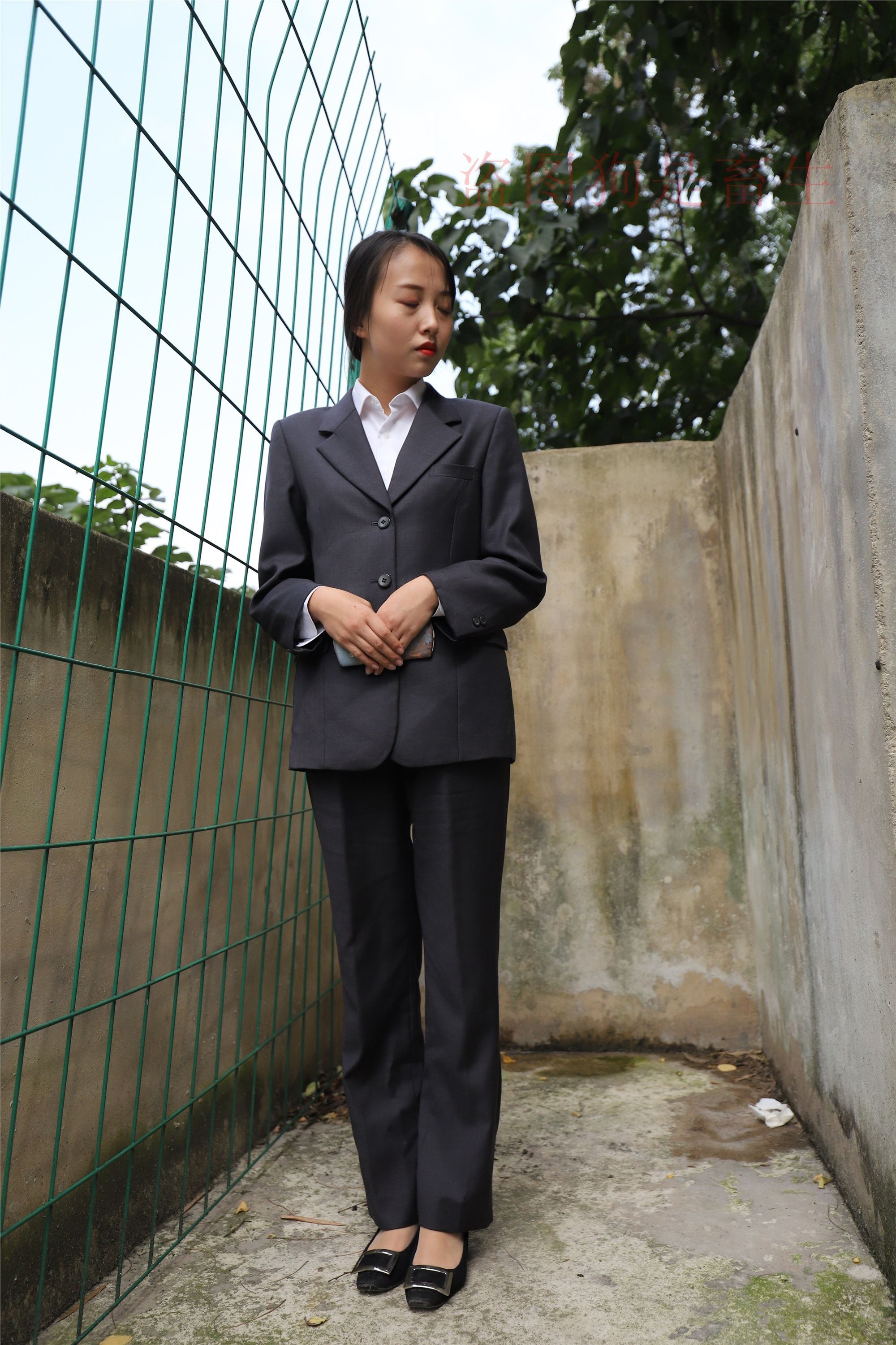 大西瓜美女图片 Z5-1 制服短si 435p2