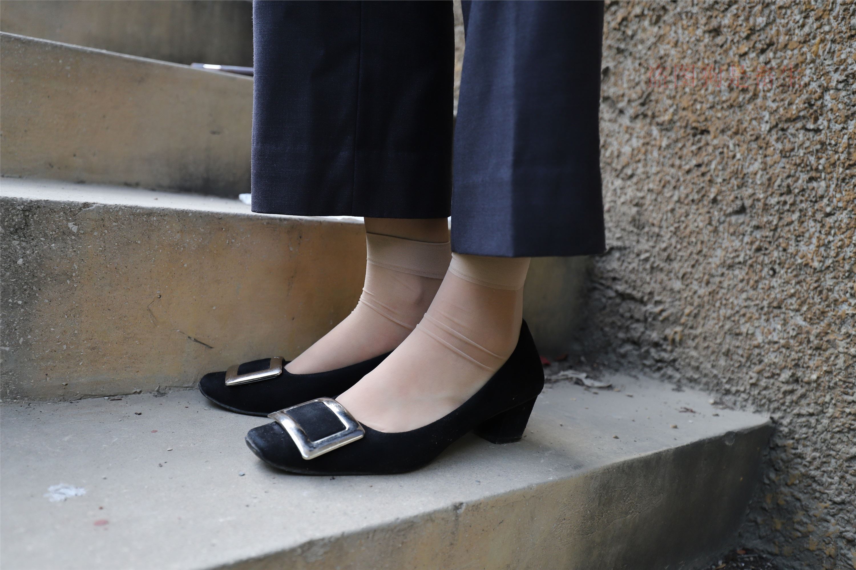 大西瓜美女图片 Z5-1 制服短si 435p3