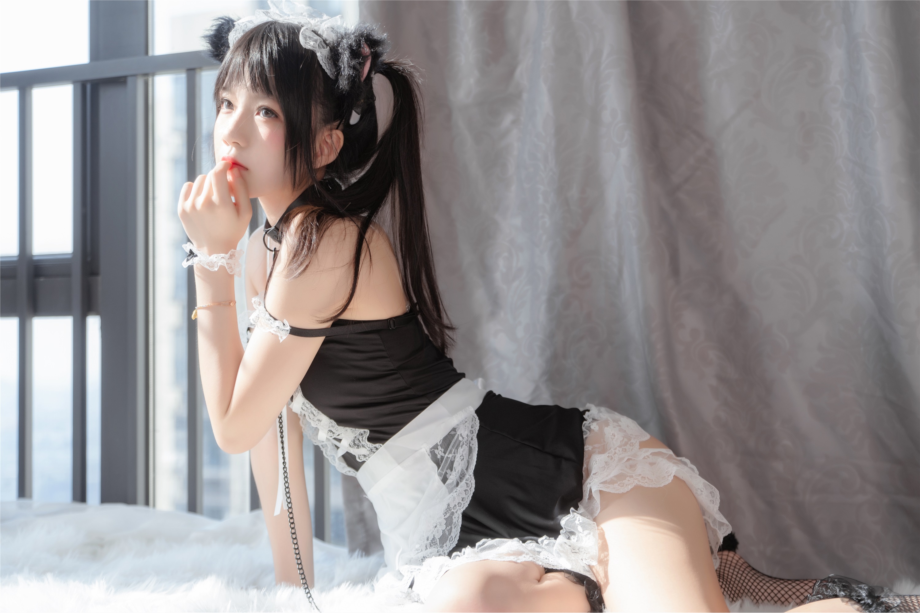 桜桃喵系列写真Vol.029 – 黑猫妹抖