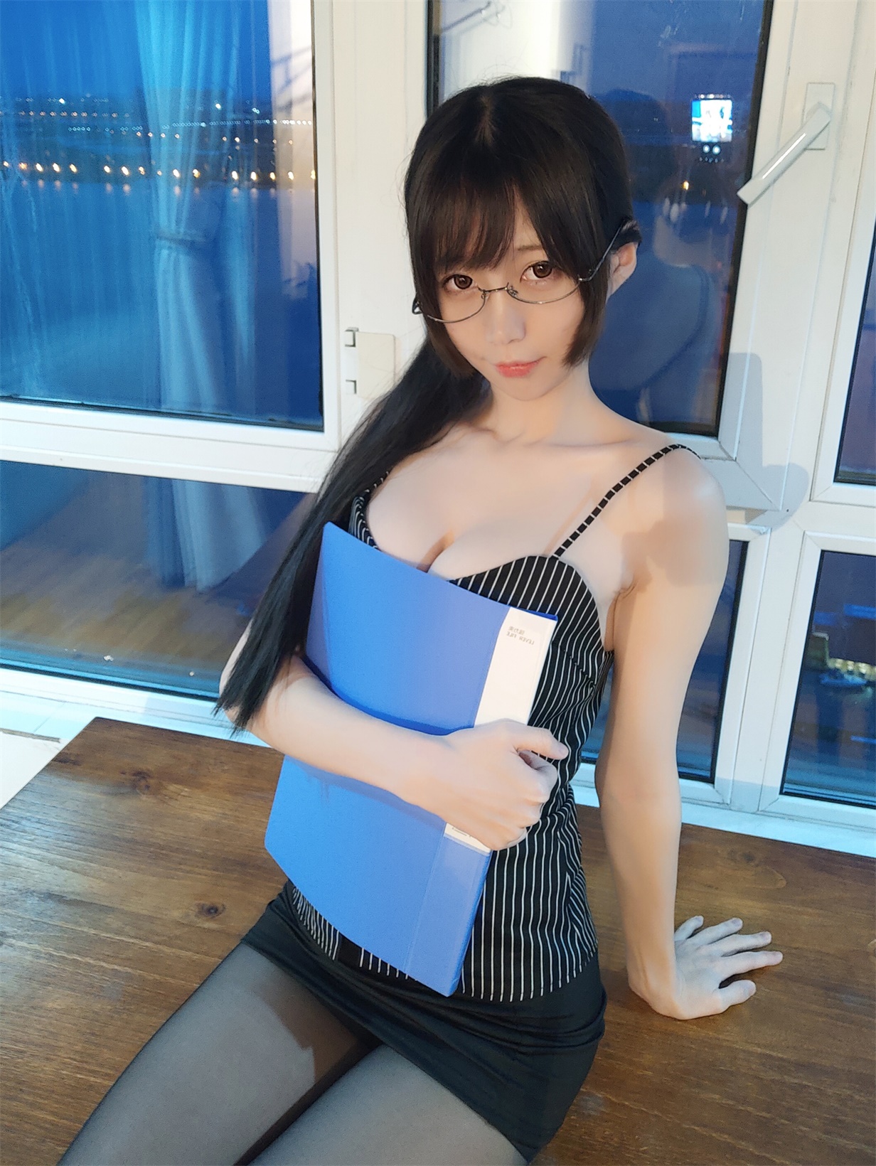 NAGISA魔物喵 – 自摄系列 NO.001 专属秘书