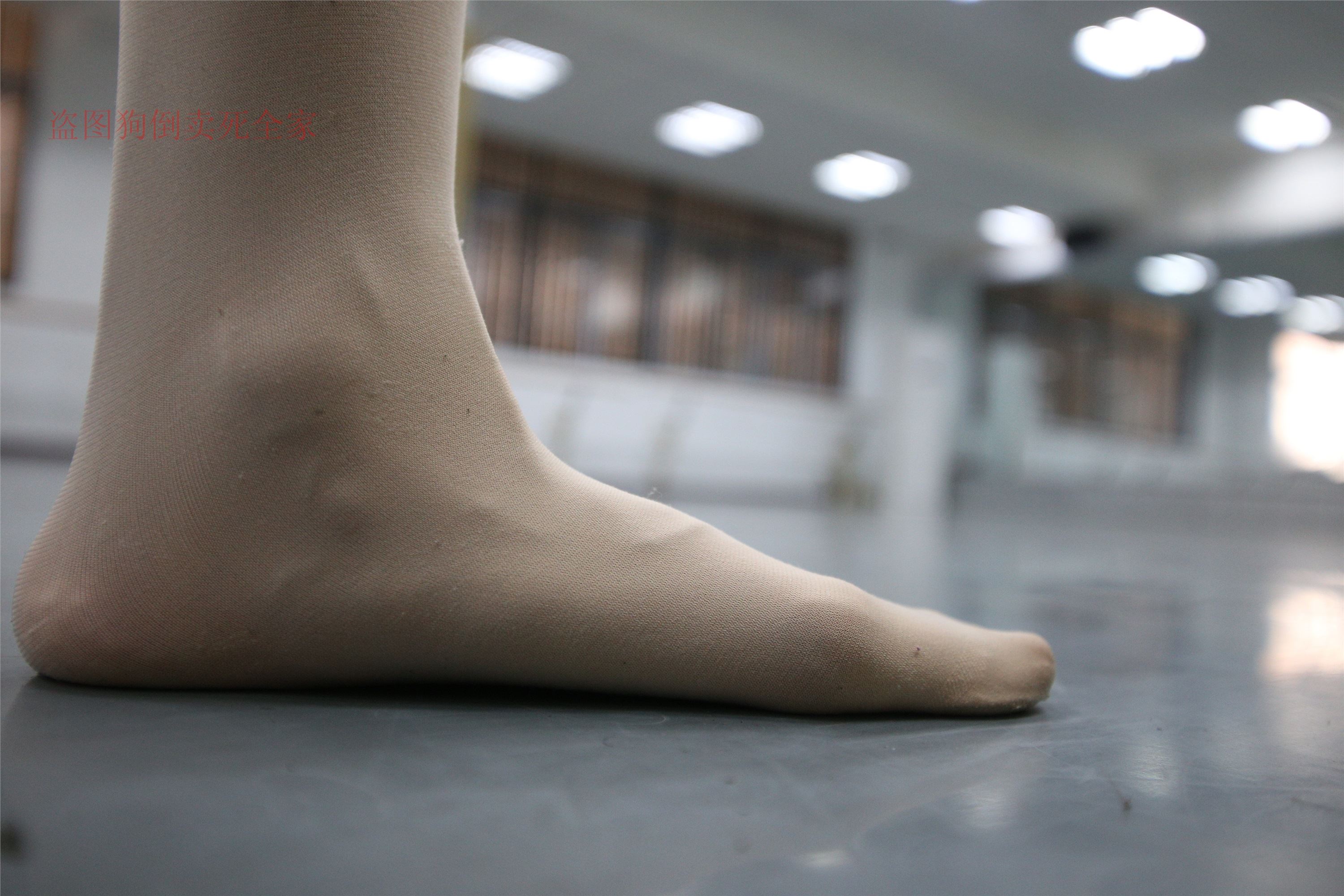 大西瓜美女图片 Z4-5 教室 472P3