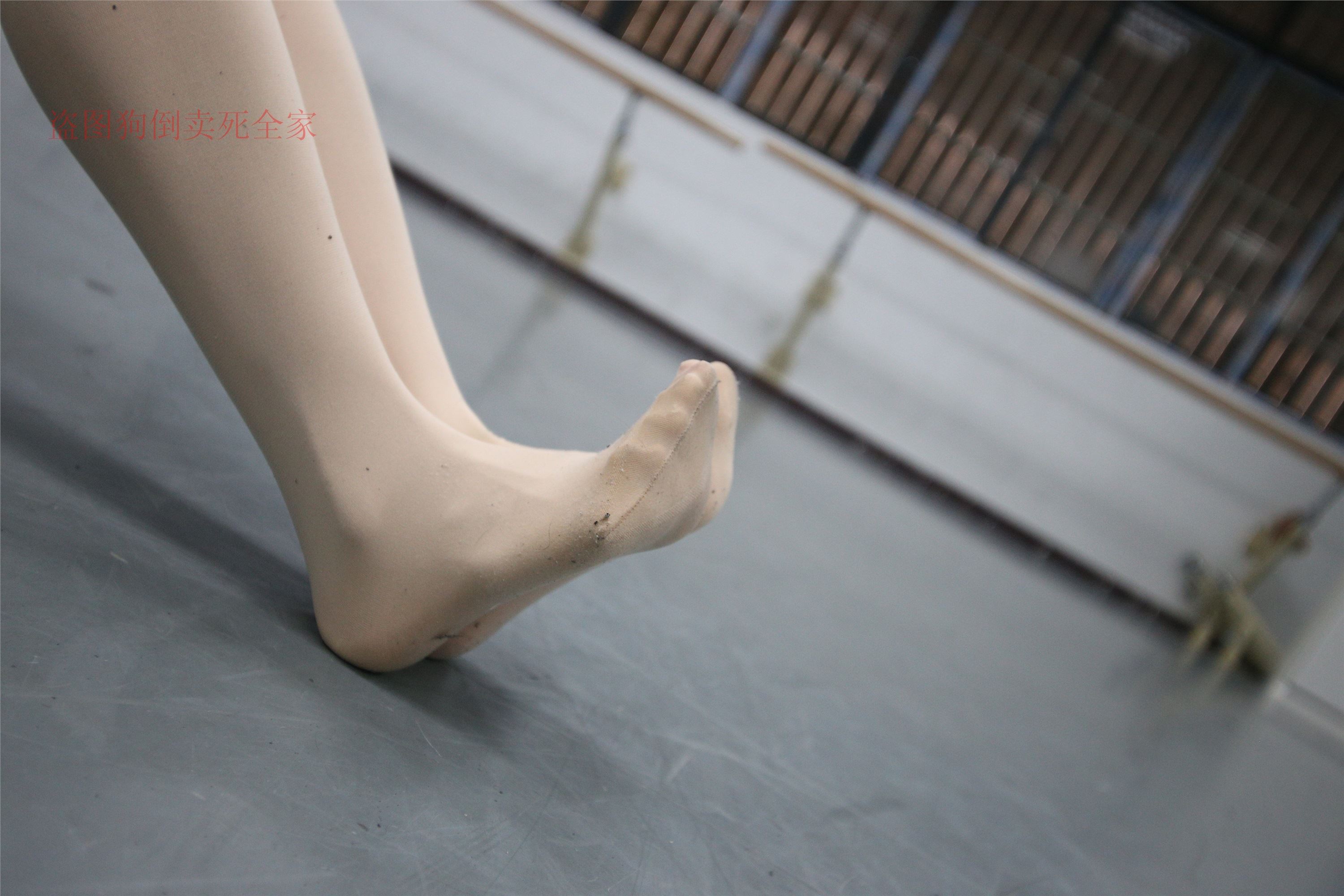 大西瓜美女图片 Z4-5 教室 472P4