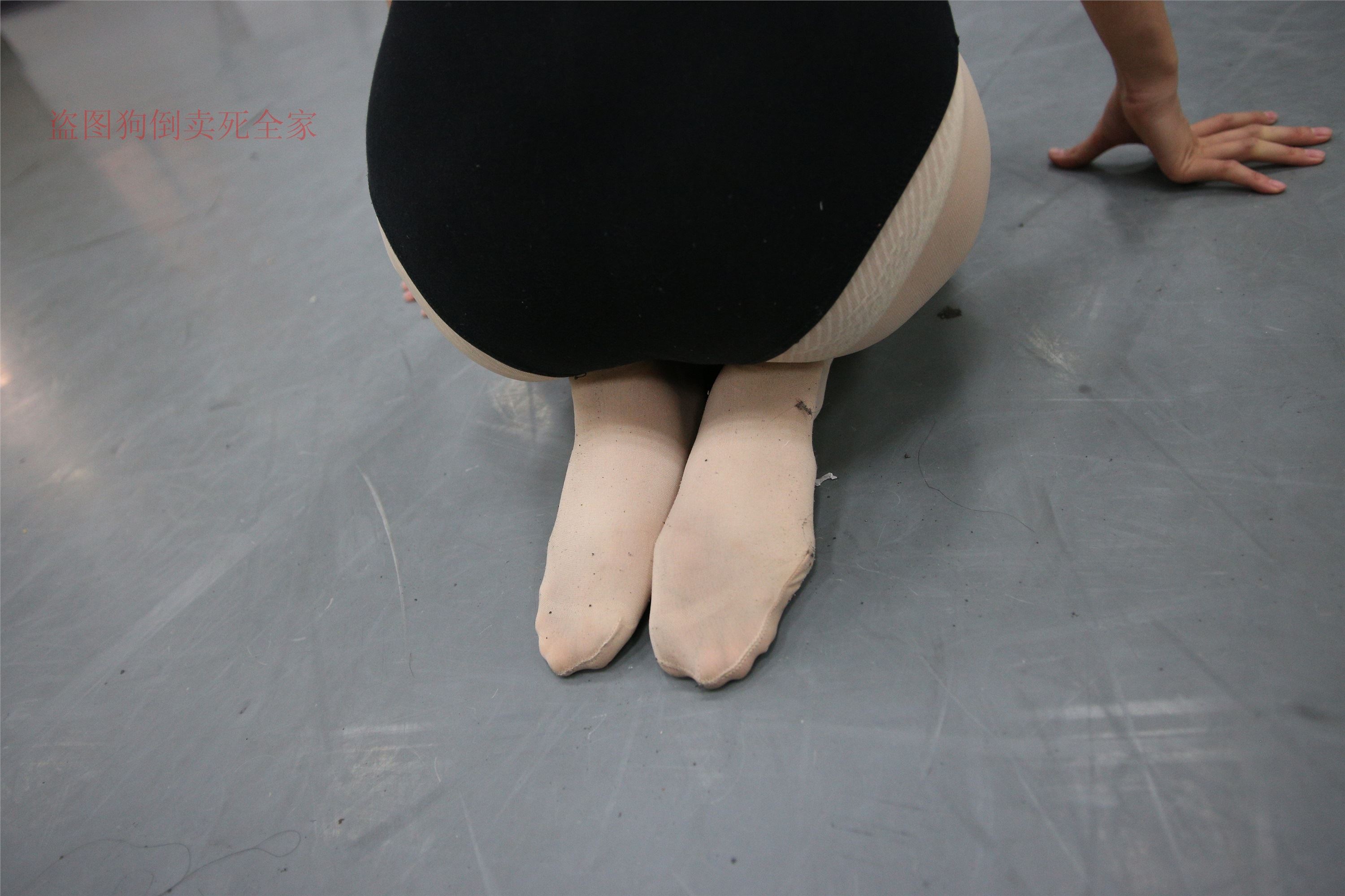 大西瓜美女图片 Z4-5 教室 472P4