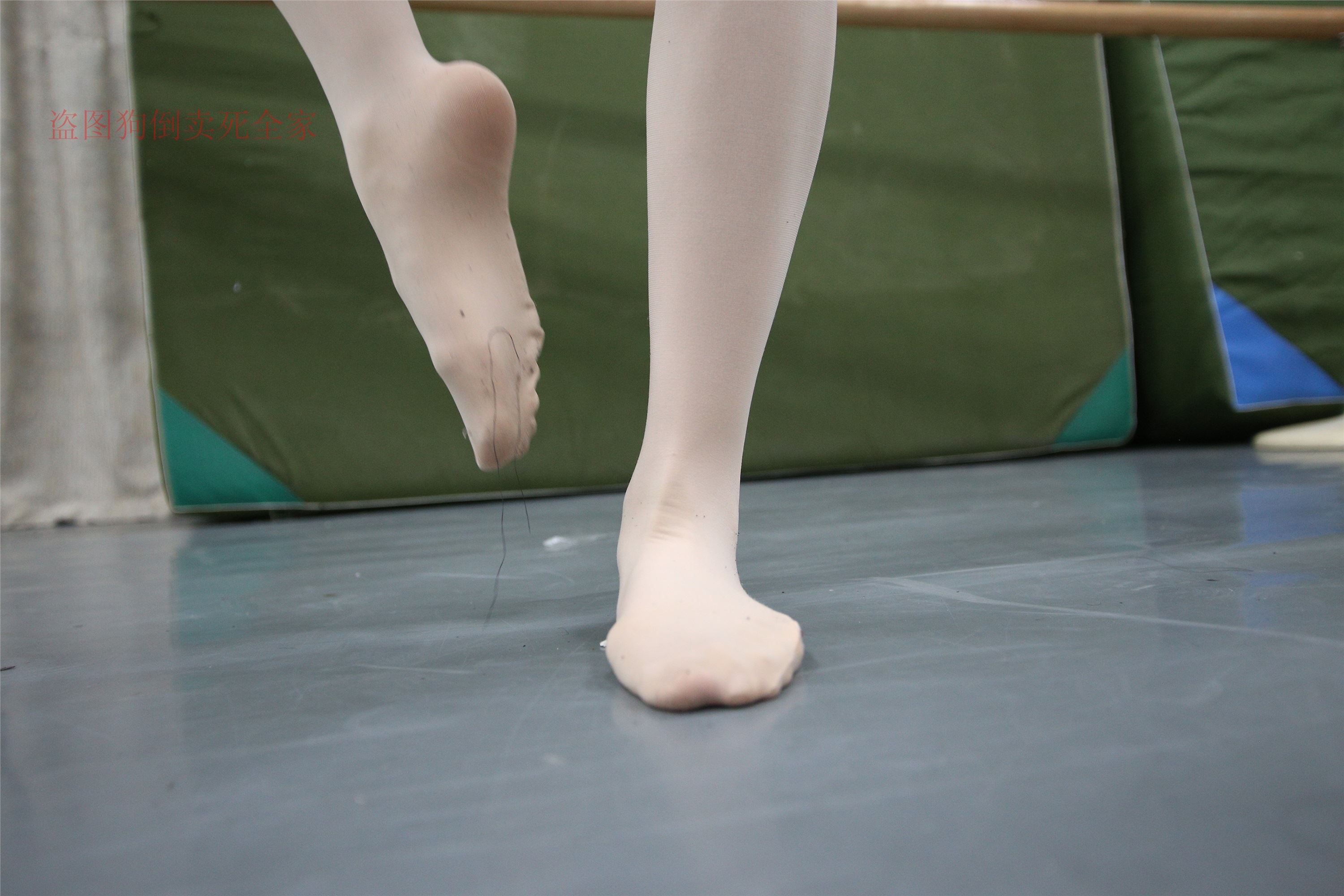 大西瓜美女图片 Z4-5 教室 472P4