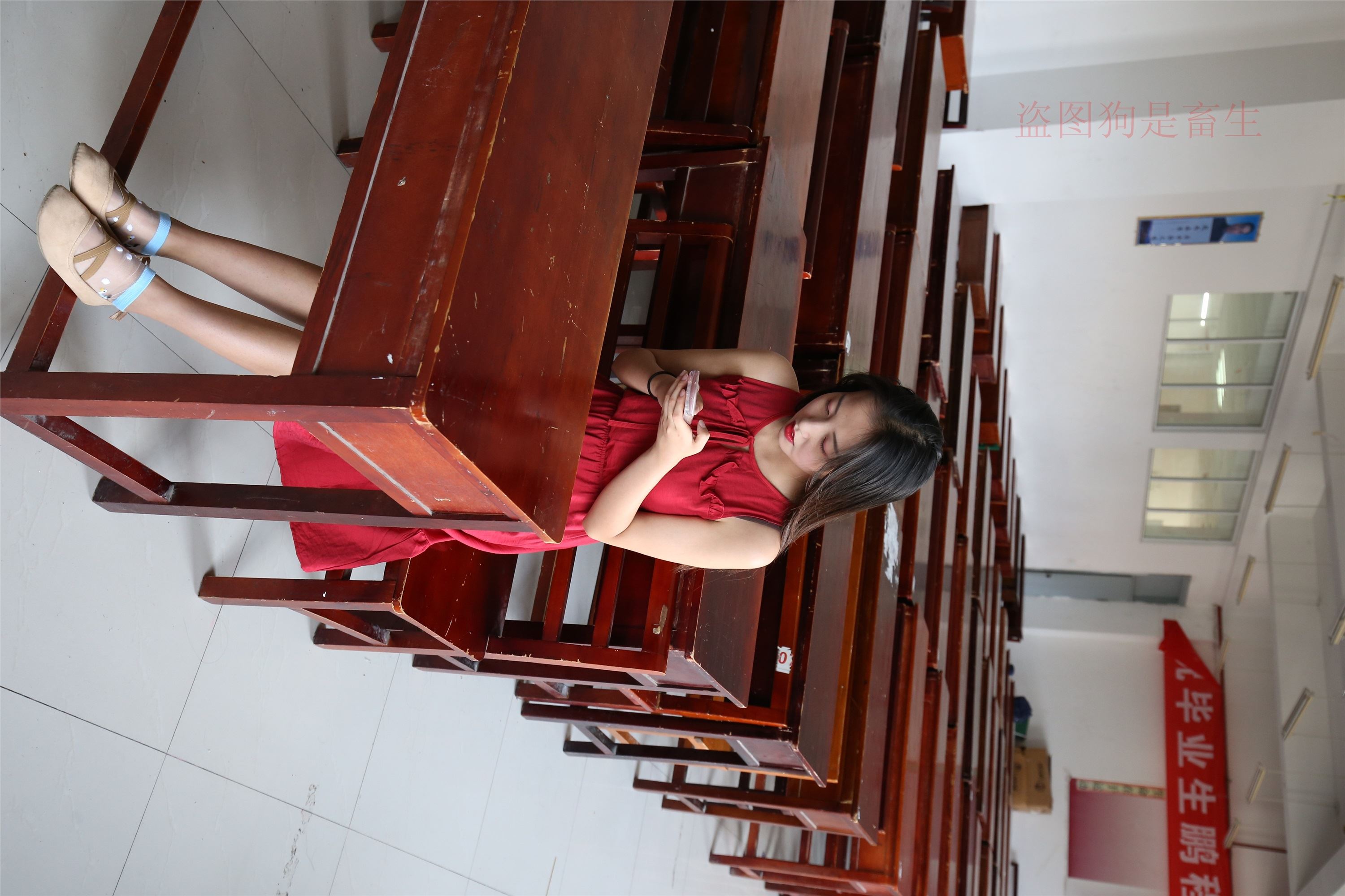 大西瓜美女图片 Z5-4 电梯冰si luo足 316p1