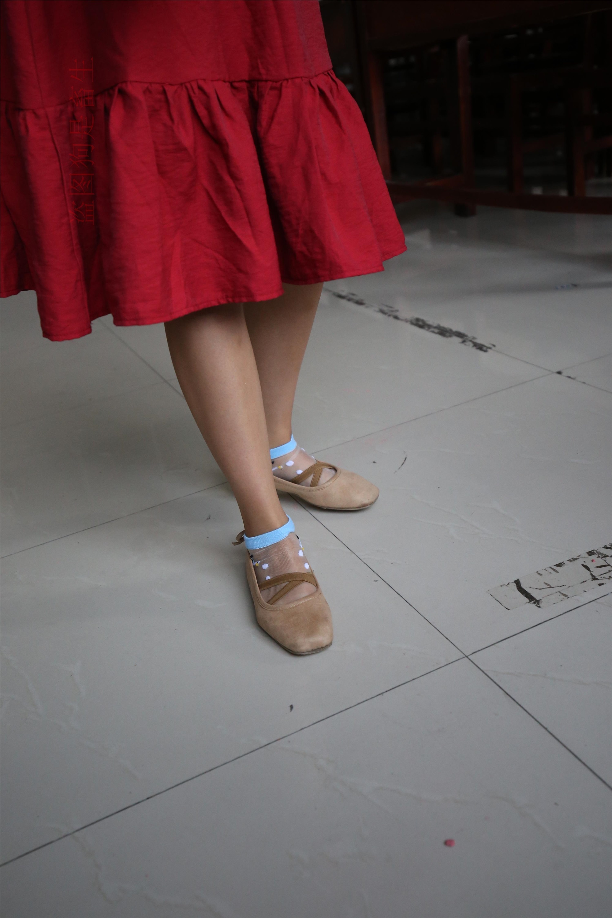 大西瓜美女图片 Z5-4 电梯冰si luo足 316p2