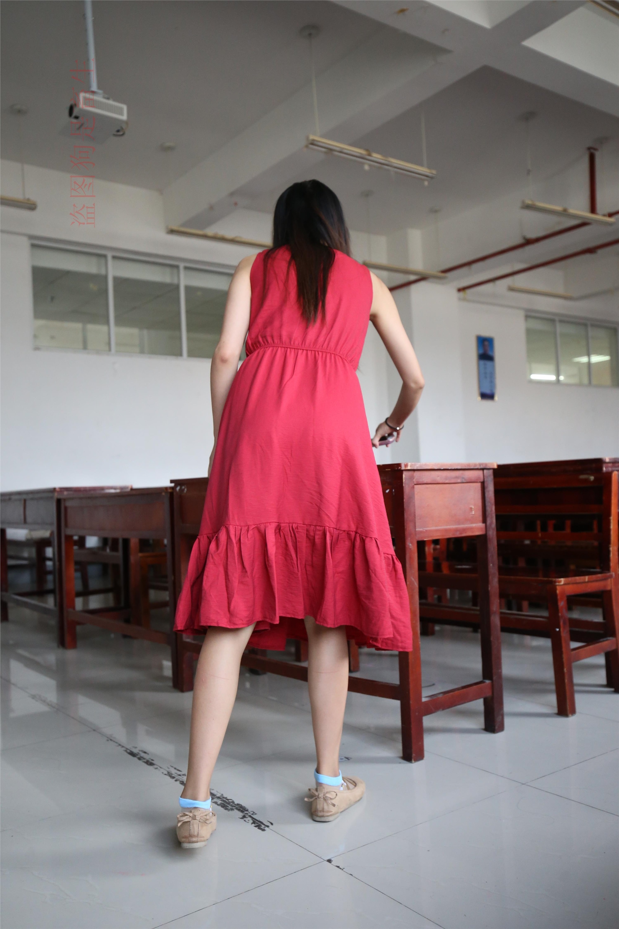 大西瓜美女图片 Z5-4 电梯冰si luo足 316p2