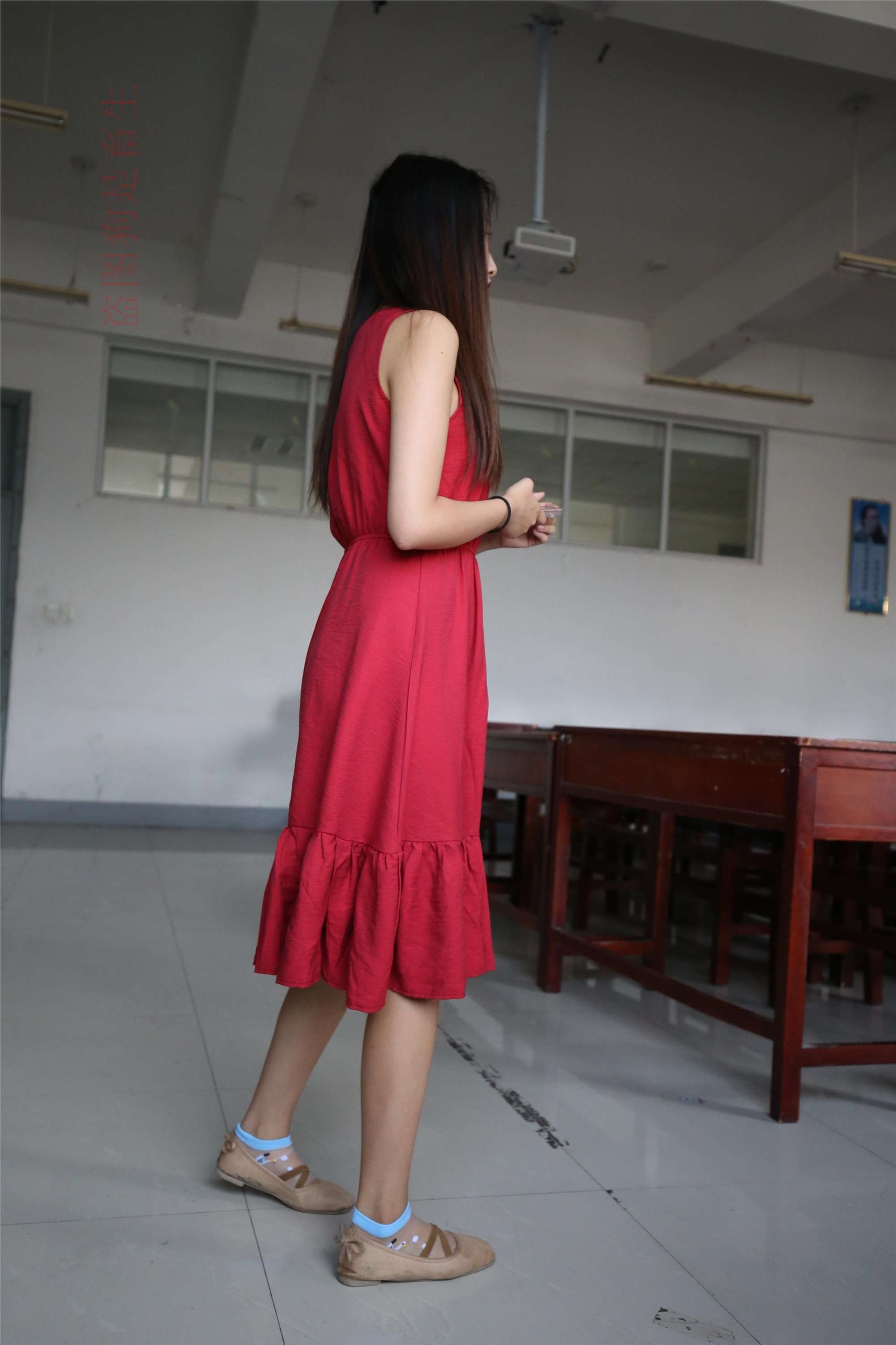 大西瓜美女图片 Z5-4 电梯冰si luo足 316p2