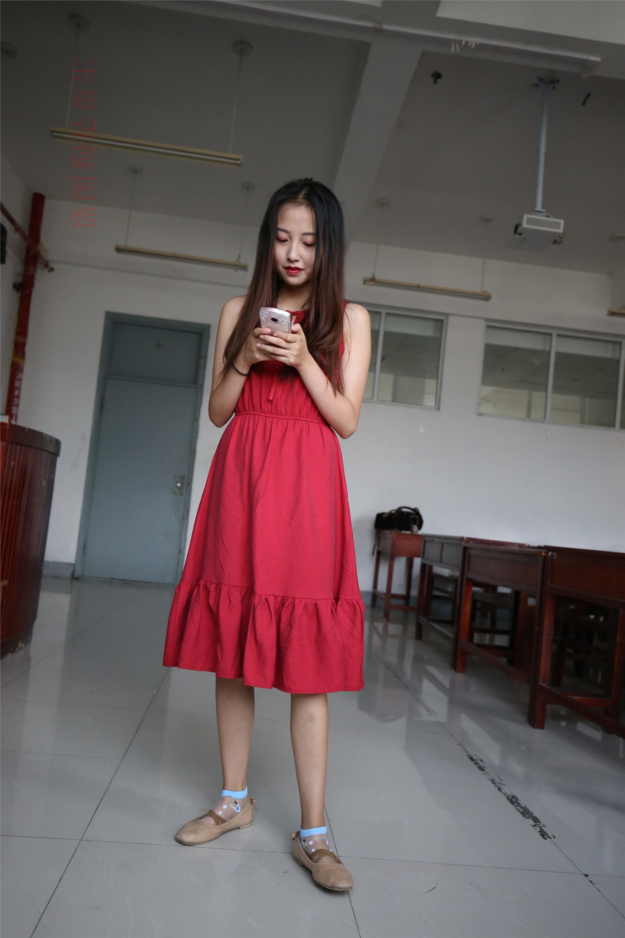 大西瓜美女图片 Z5-4 电梯冰si luo足 316p2