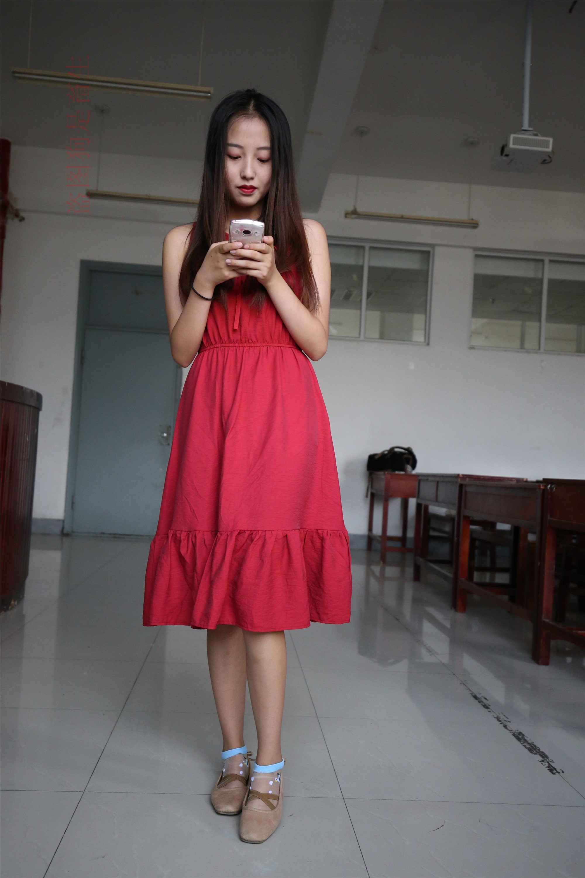 大西瓜美女图片 Z5-4 电梯冰si luo足 316p2