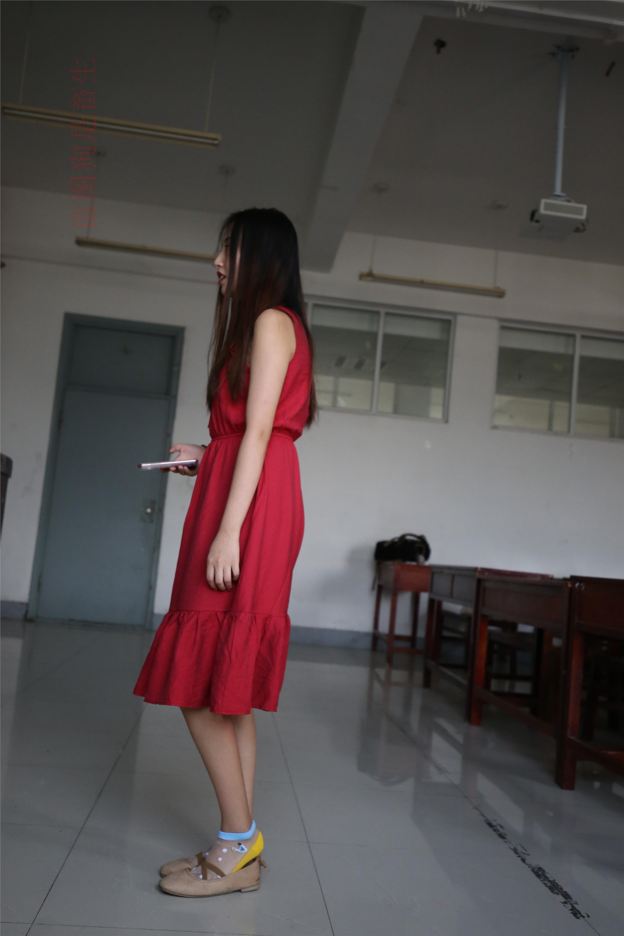 大西瓜美女图片 Z5-4 电梯冰si luo足 316p2