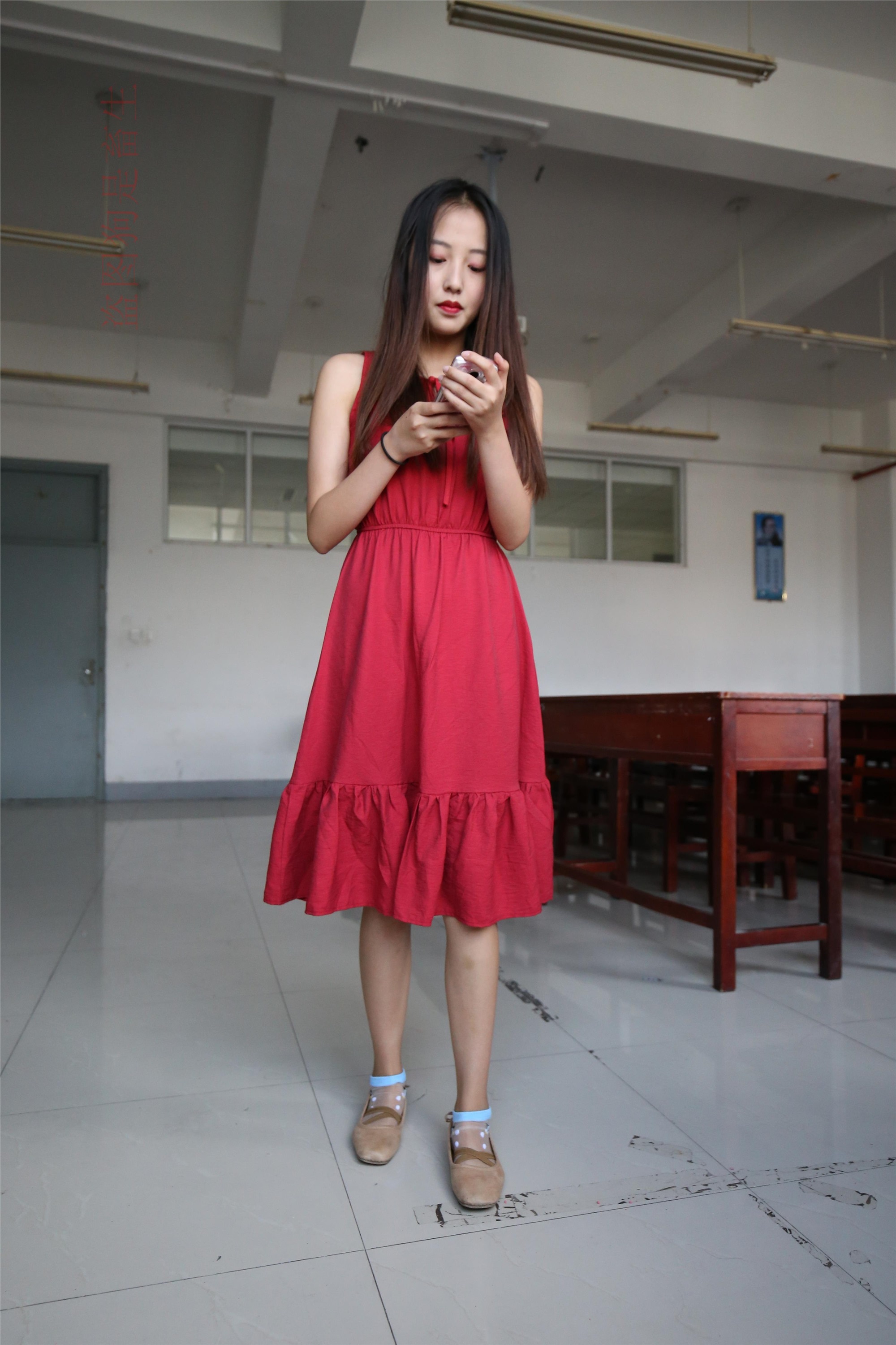 大西瓜美女图片 Z5-4 电梯冰si luo足 316p2