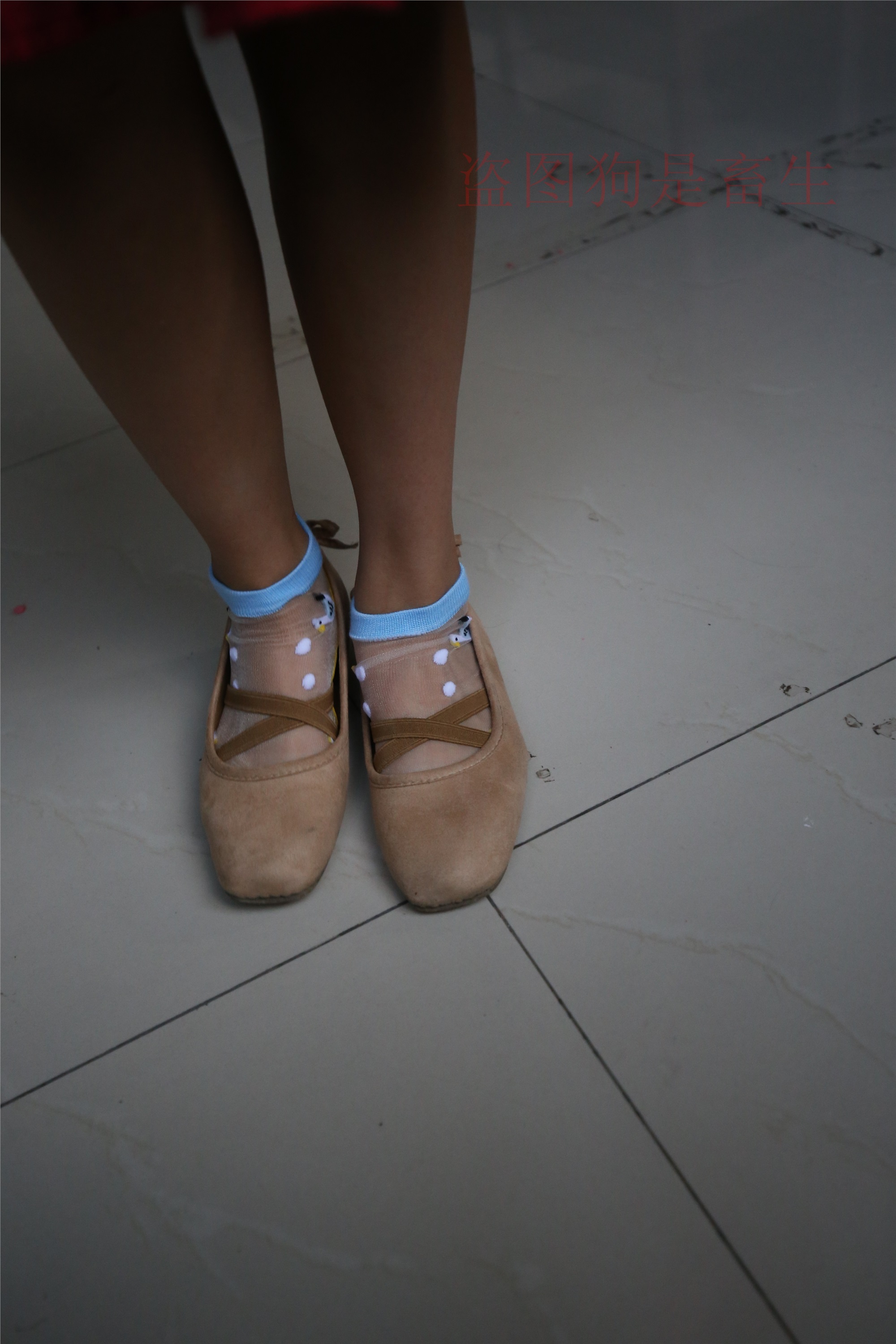 大西瓜美女图片 Z5-4 电梯冰si luo足 316p2