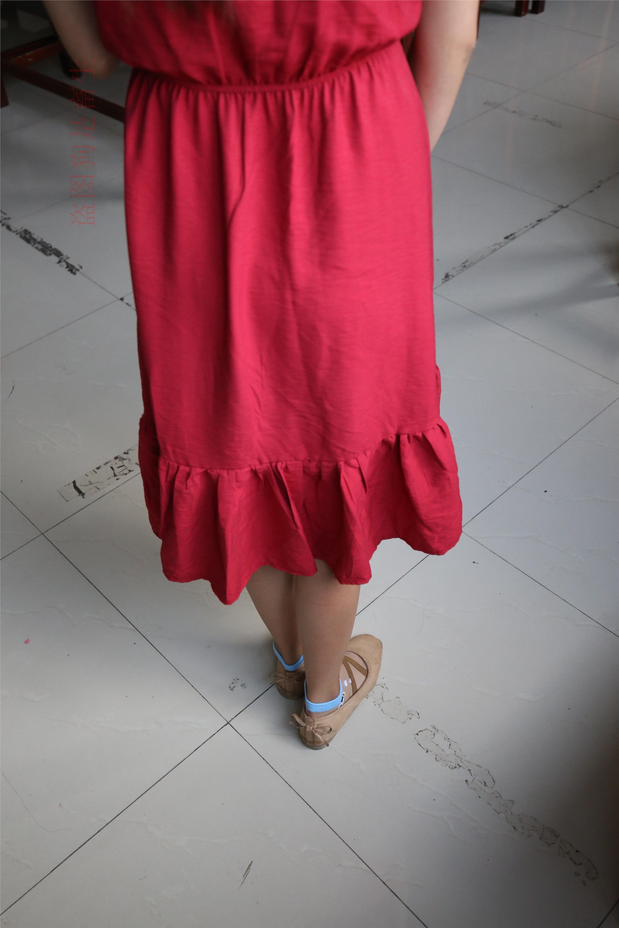 大西瓜美女图片 Z5-4 电梯冰si luo足 316p2