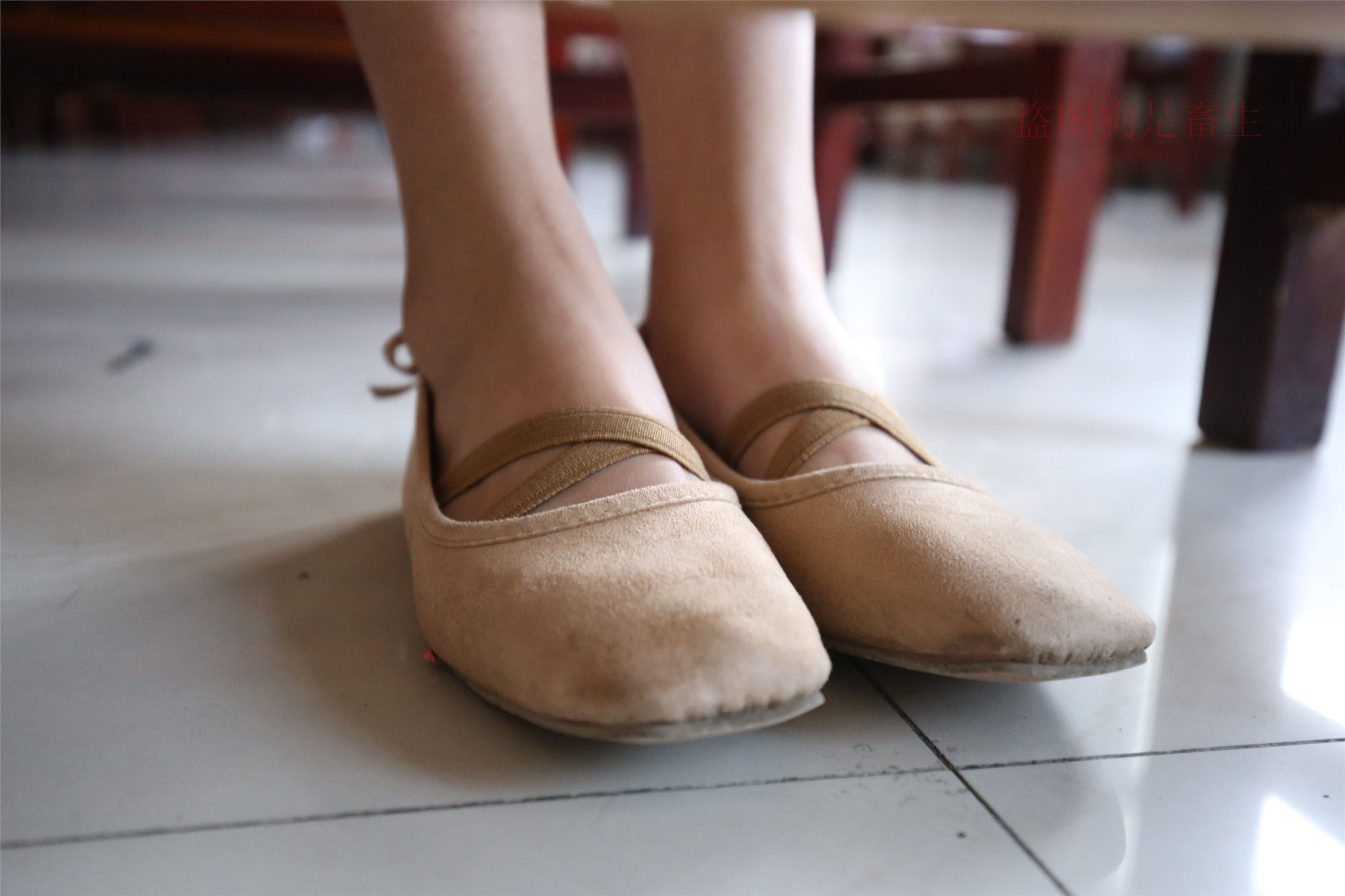 大西瓜美女图片 Z5-4 电梯冰si luo足 316p3