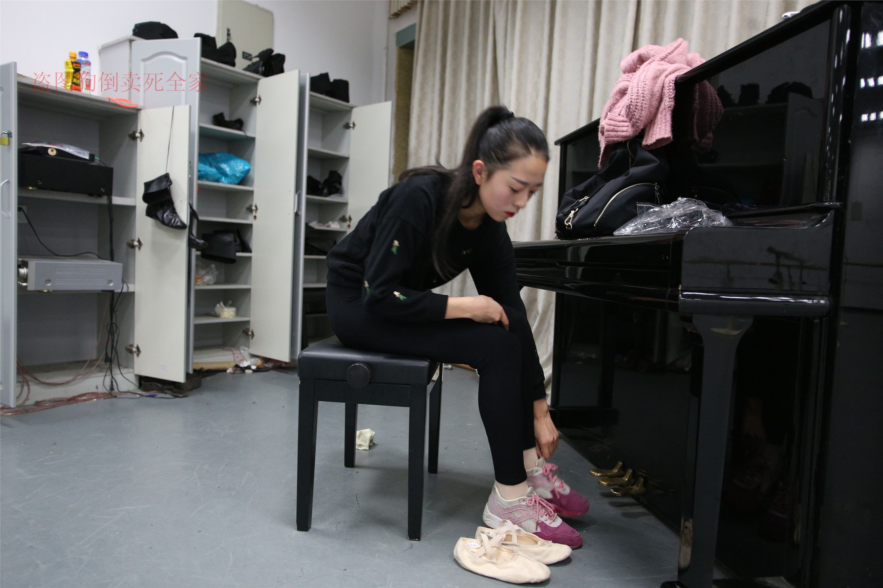 大西瓜美女图片 Z4-5 教室 472P1