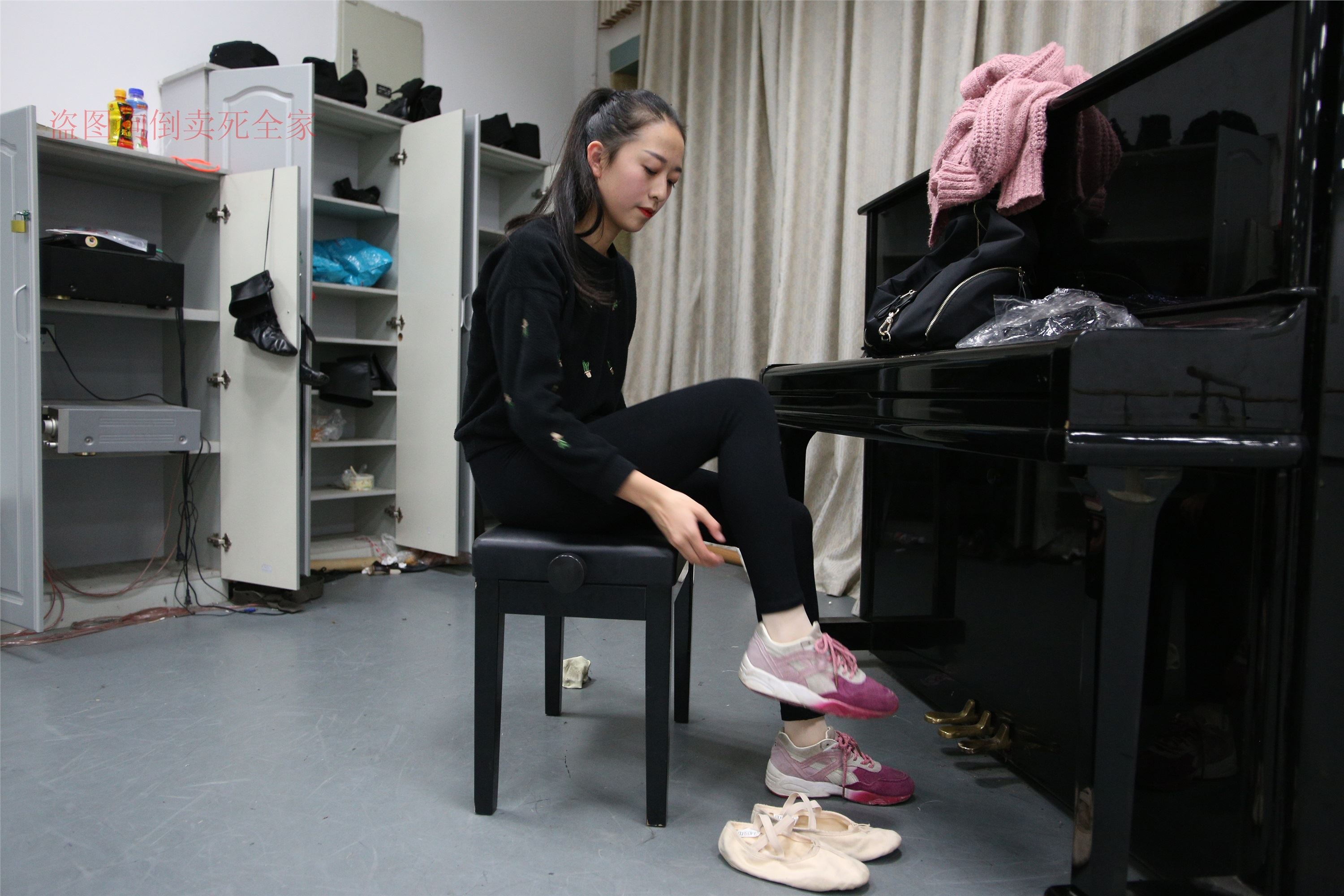 大西瓜美女图片 Z4-5 教室 472P1