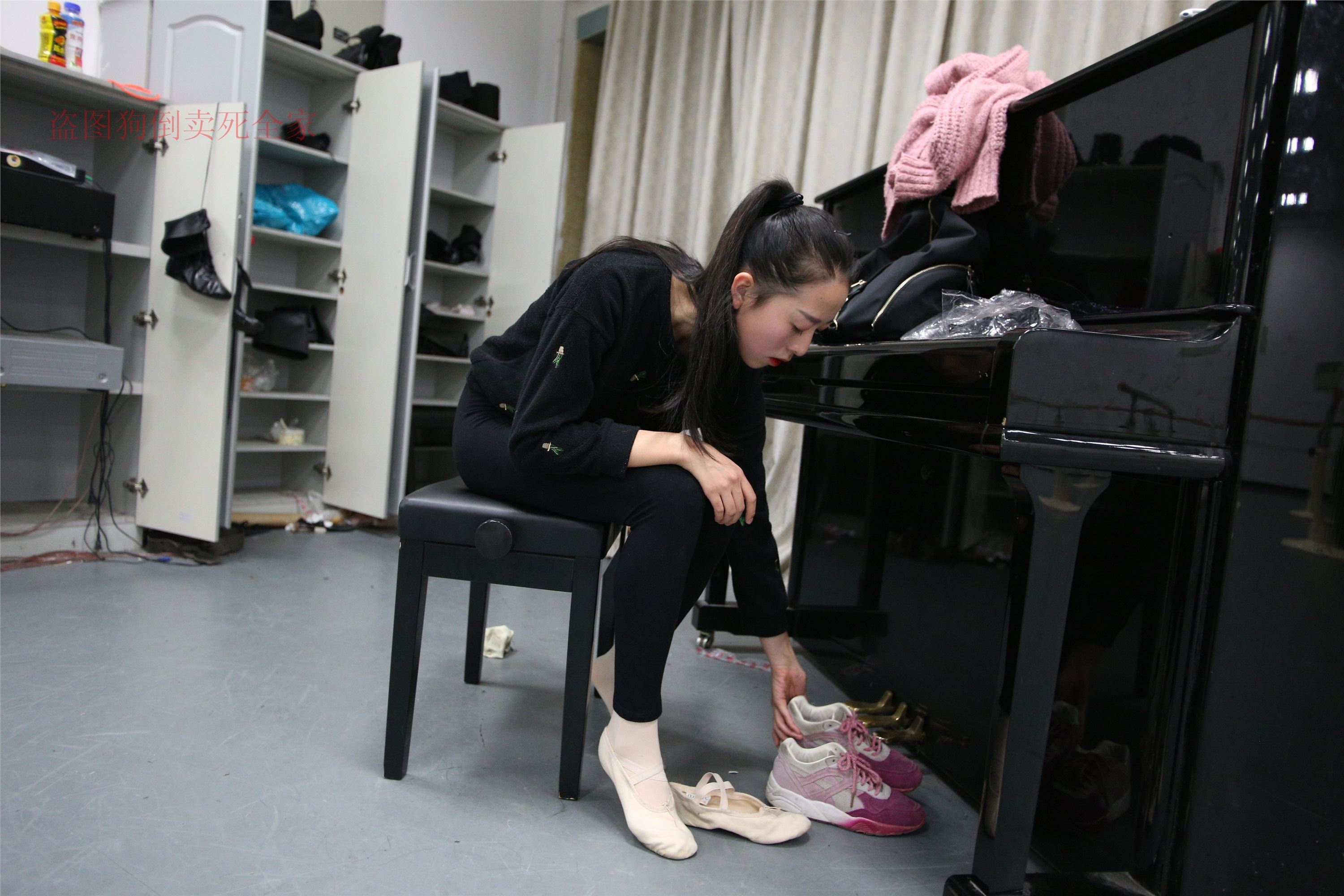 大西瓜美女图片 Z4-5 教室 472P1