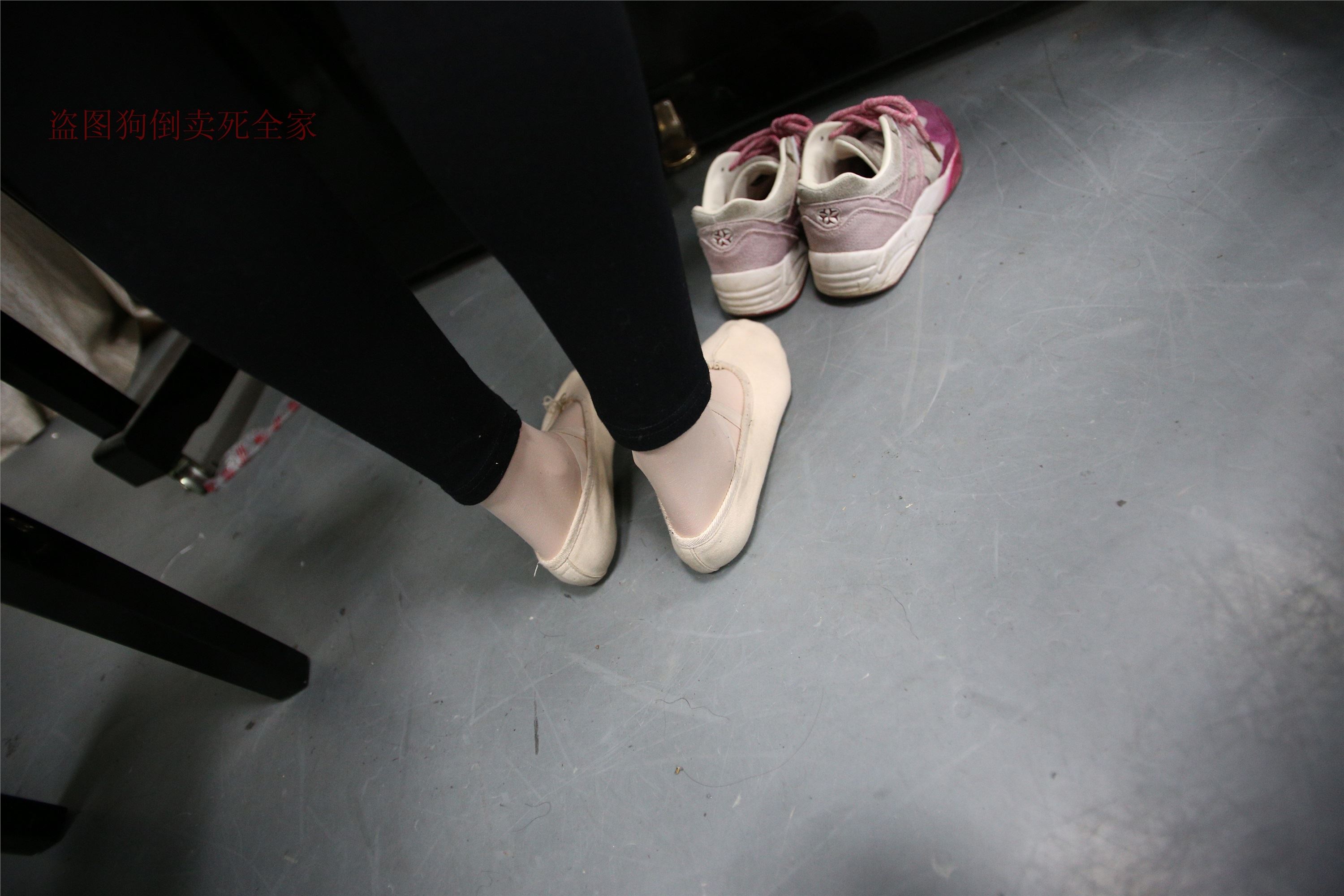 大西瓜美女图片 Z4-5 教室 472P1