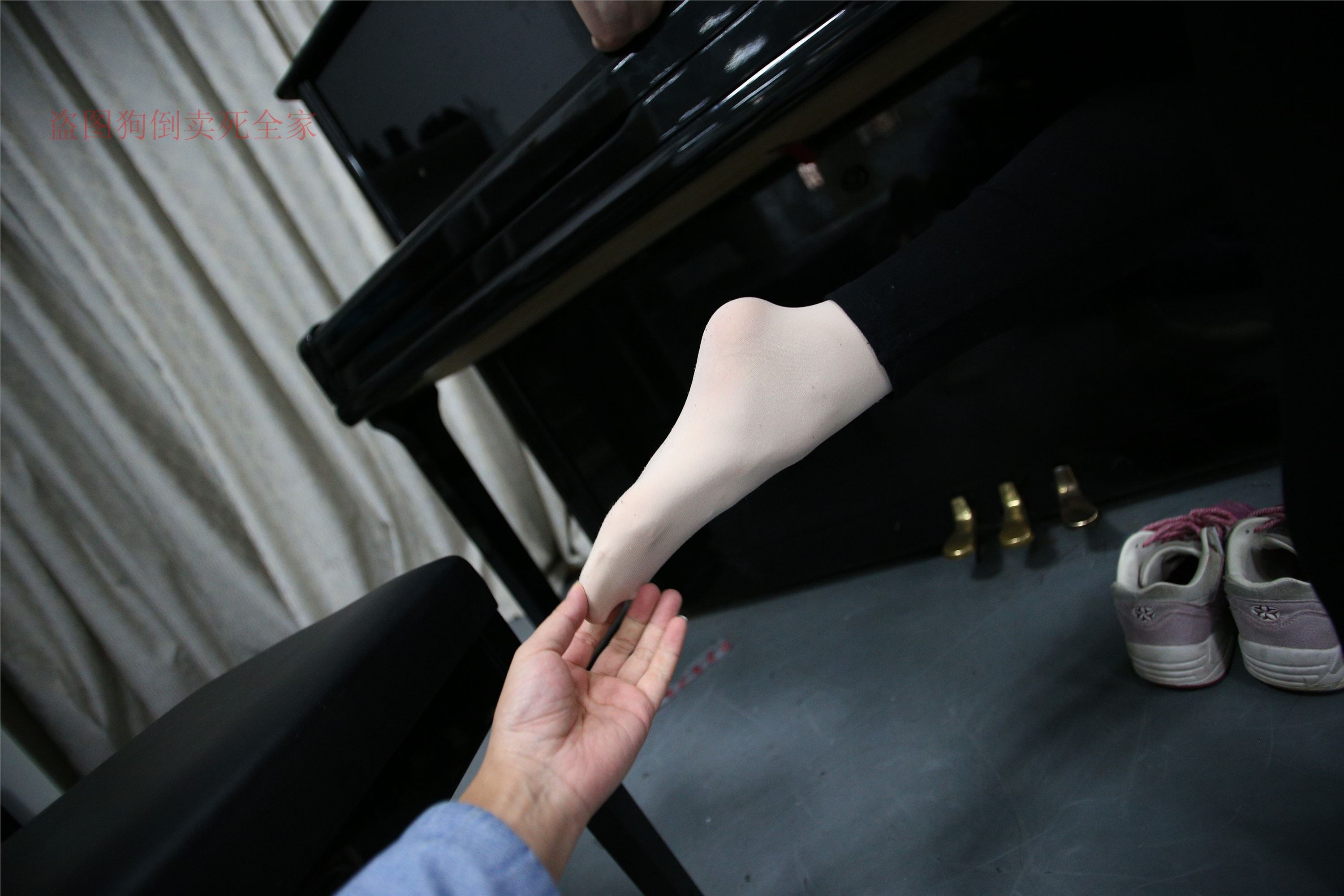 大西瓜美女图片 Z4-5 教室 472P1