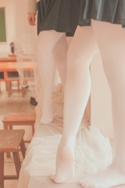 兔玩映画系列 过膝袜~