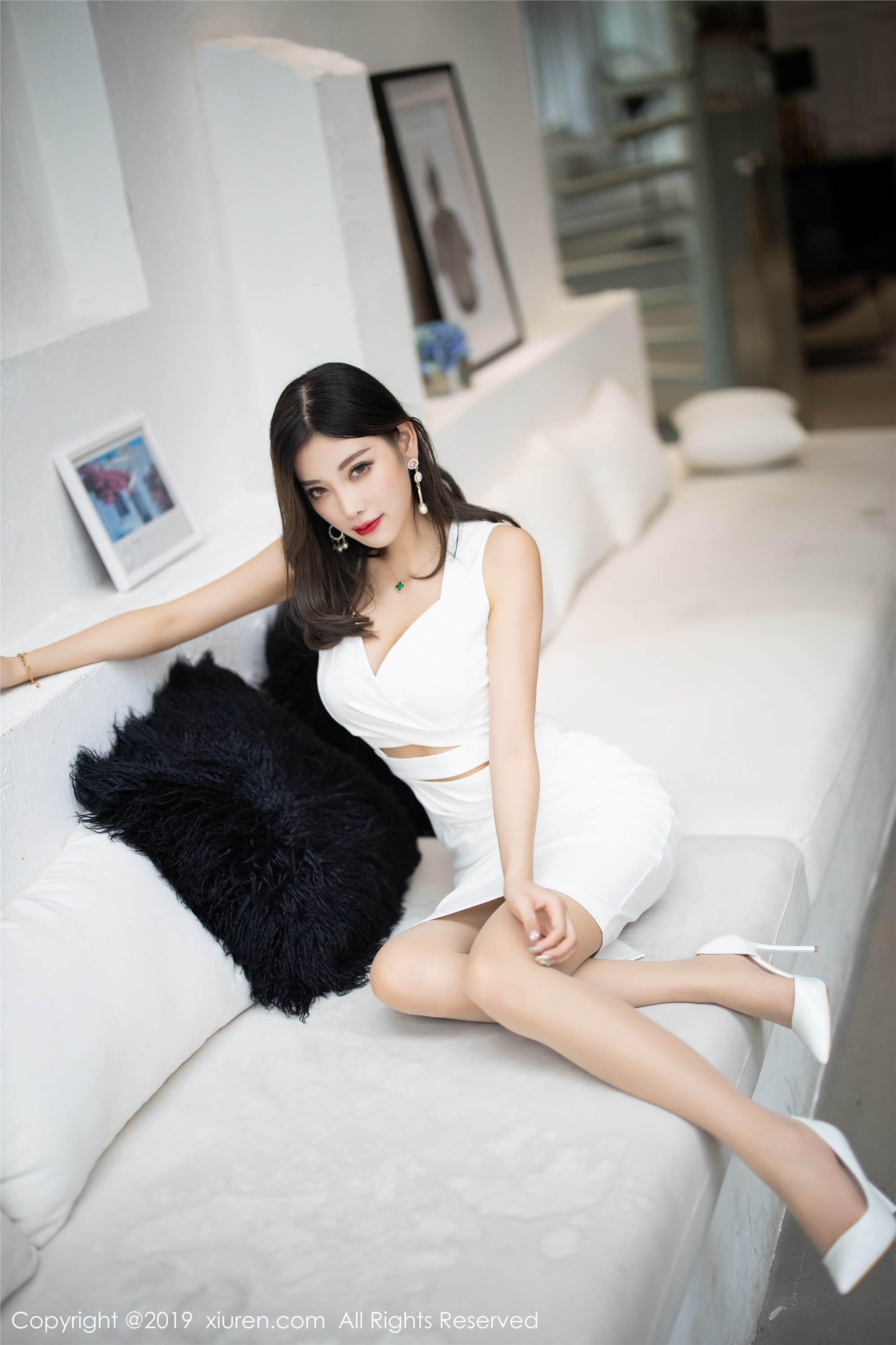 XIUREN秀人网 2019.09.24 No.1695 杨晨晨sugar