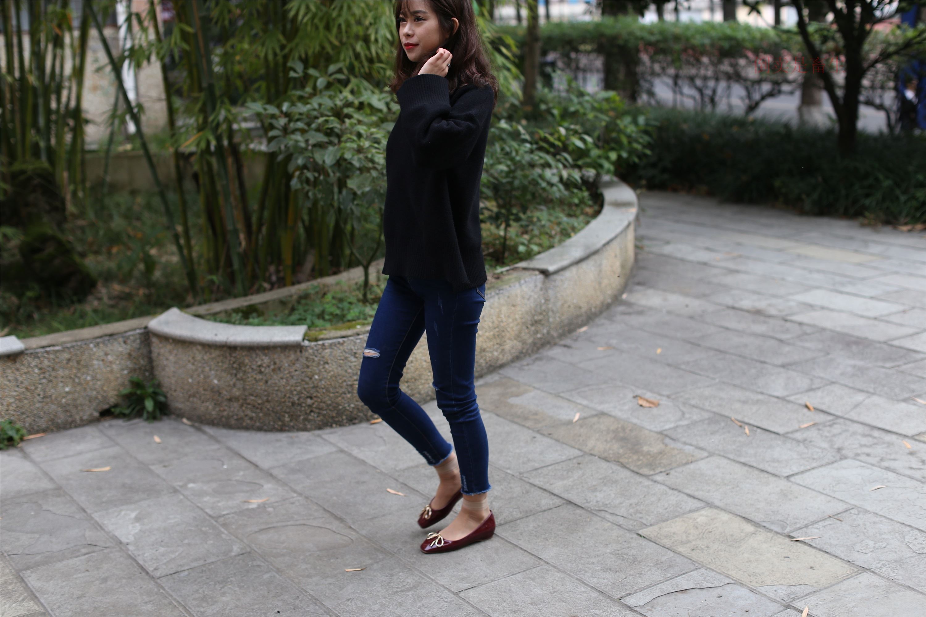 大西瓜美女图片 Z5-5 深牛短丝450P1