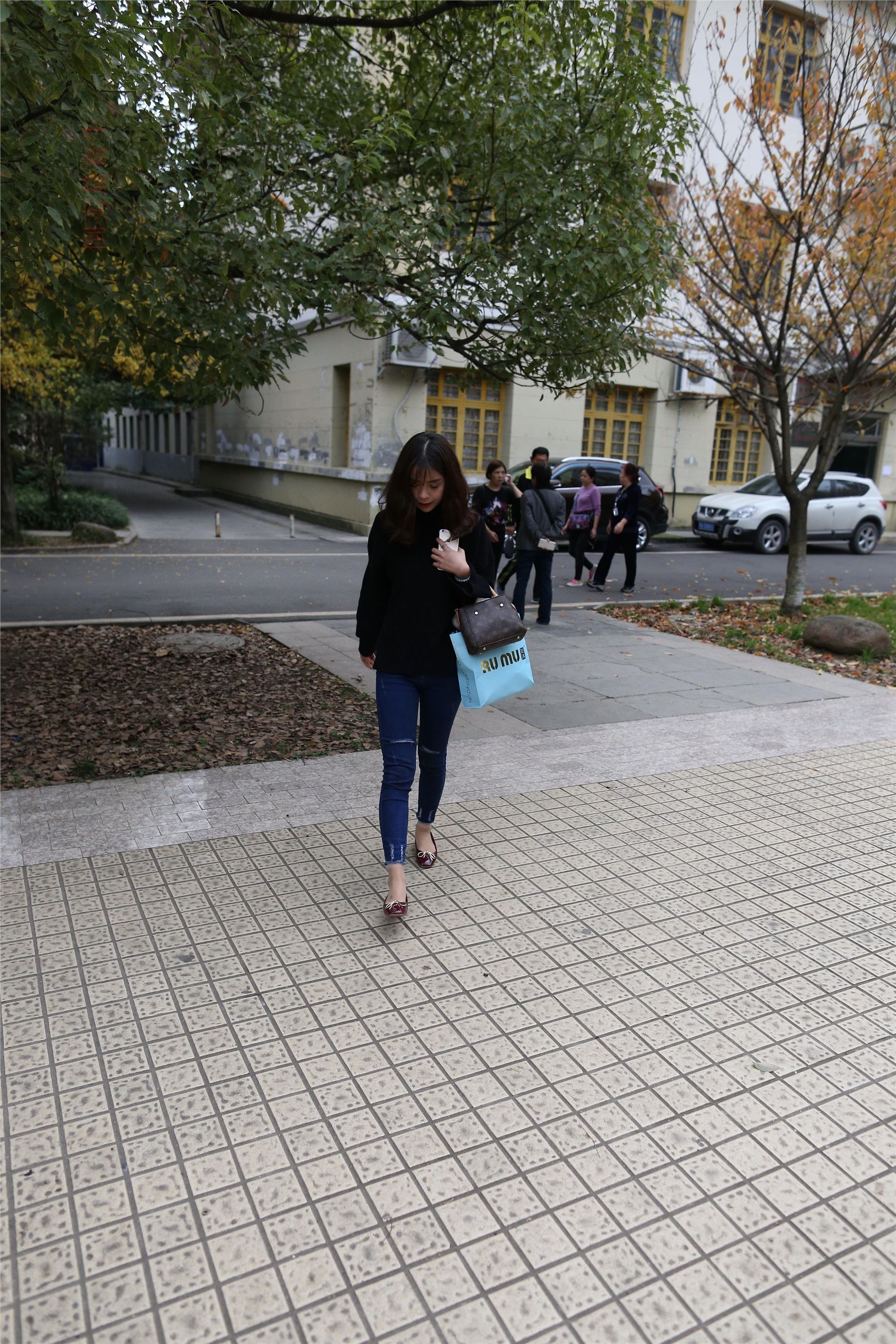 大西瓜美女图片 Z5-5 深牛短丝450P2