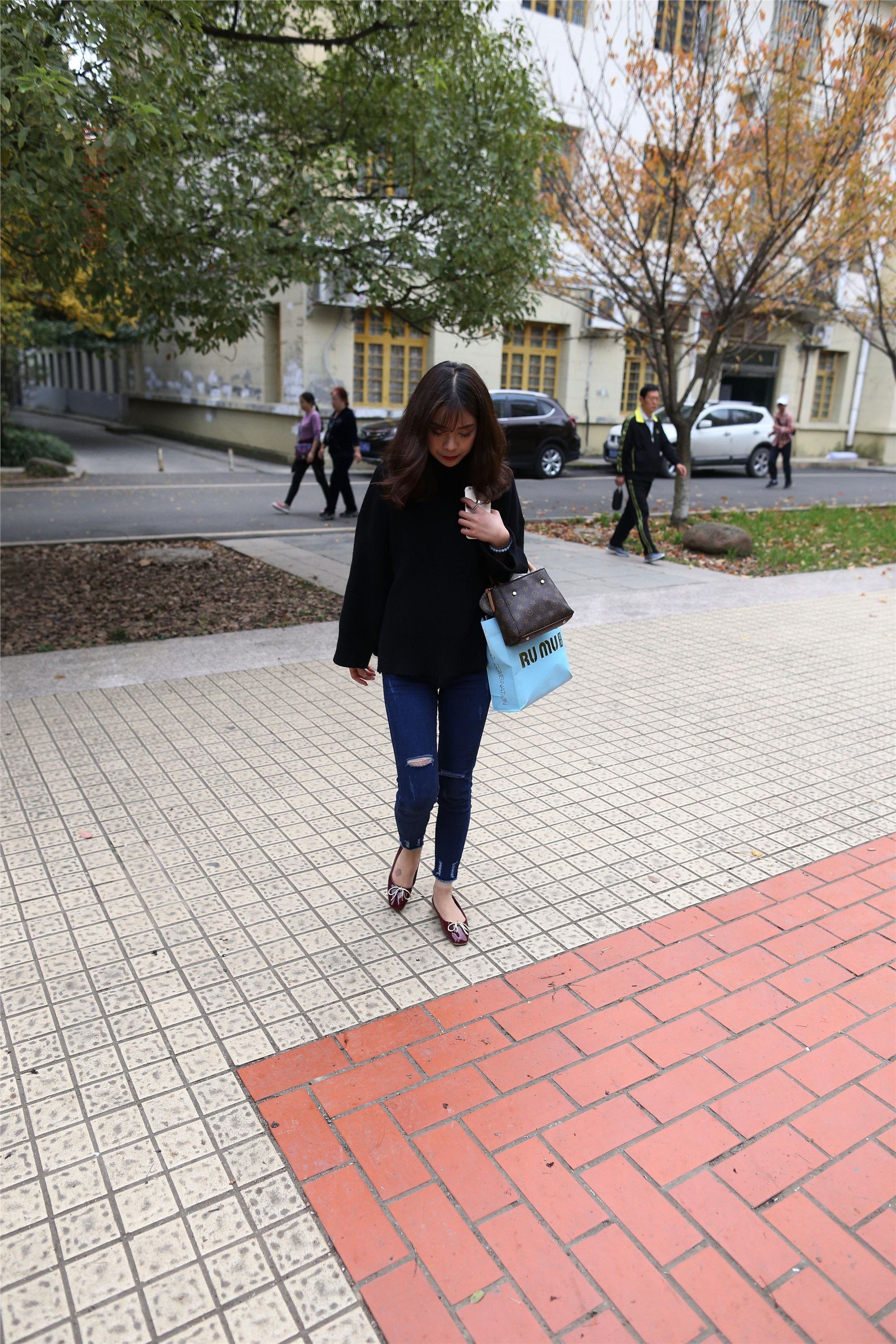 大西瓜美女图片 Z5-5 深牛短丝450P2