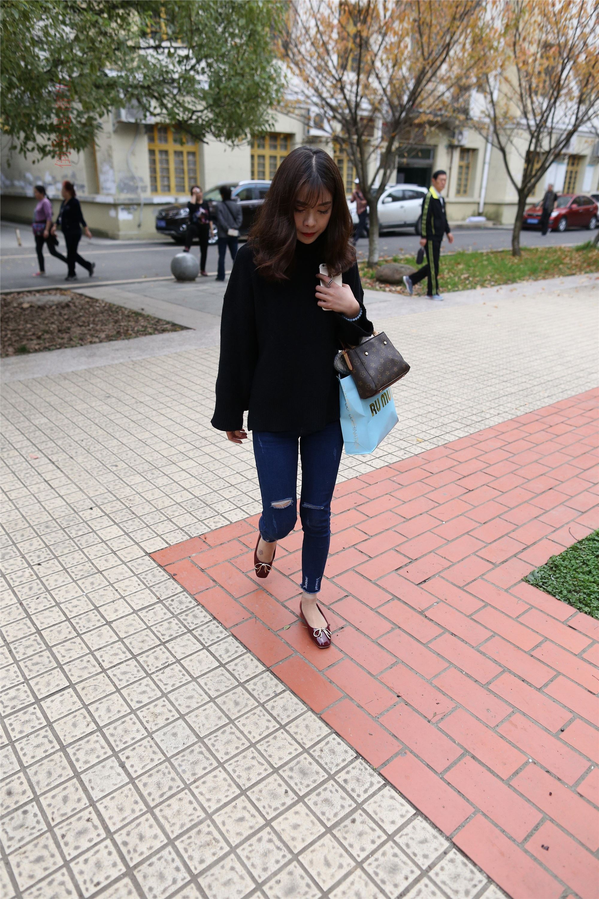 大西瓜美女图片 Z5-5 深牛短丝450P2