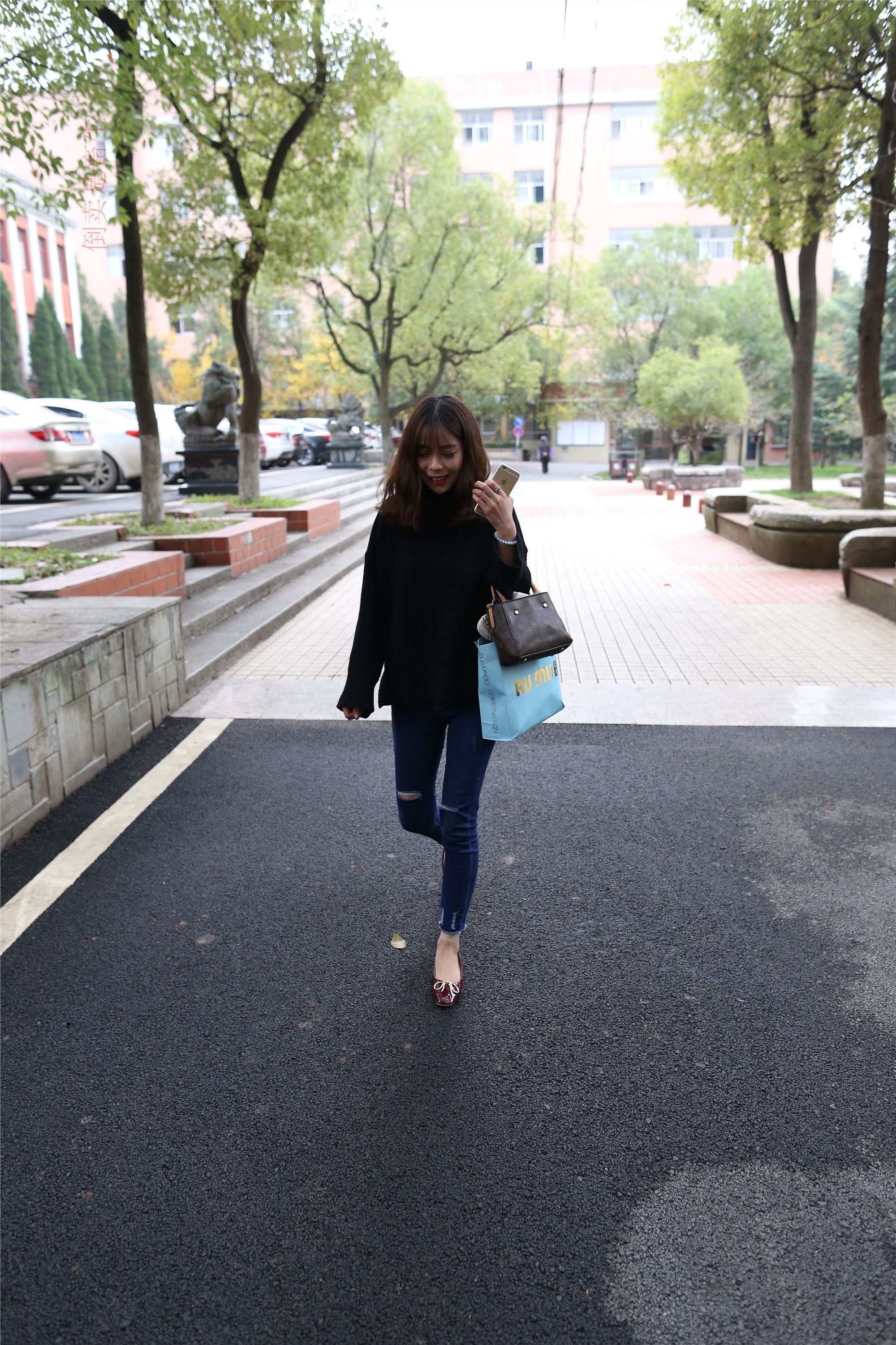 大西瓜美女图片 Z5-5 深牛短丝450P2