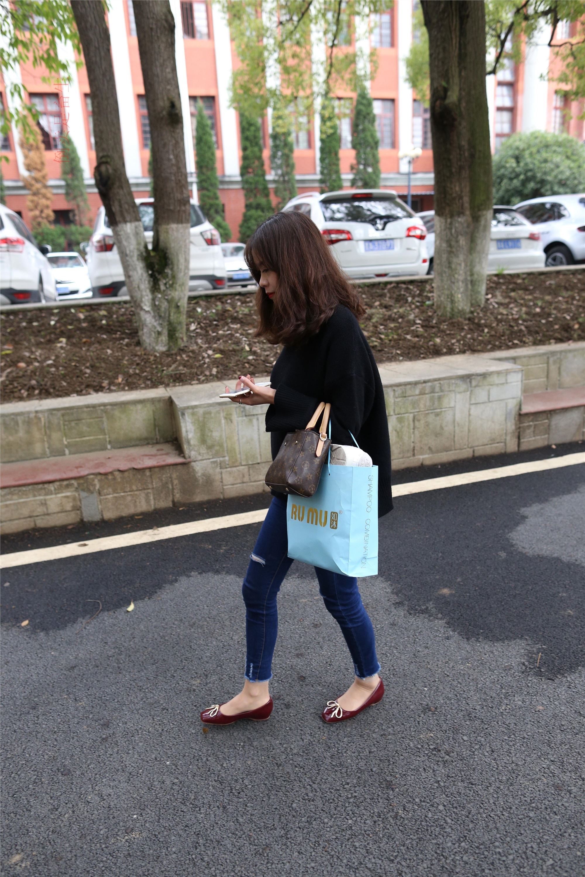 大西瓜美女图片 Z5-5 深牛短丝450P2