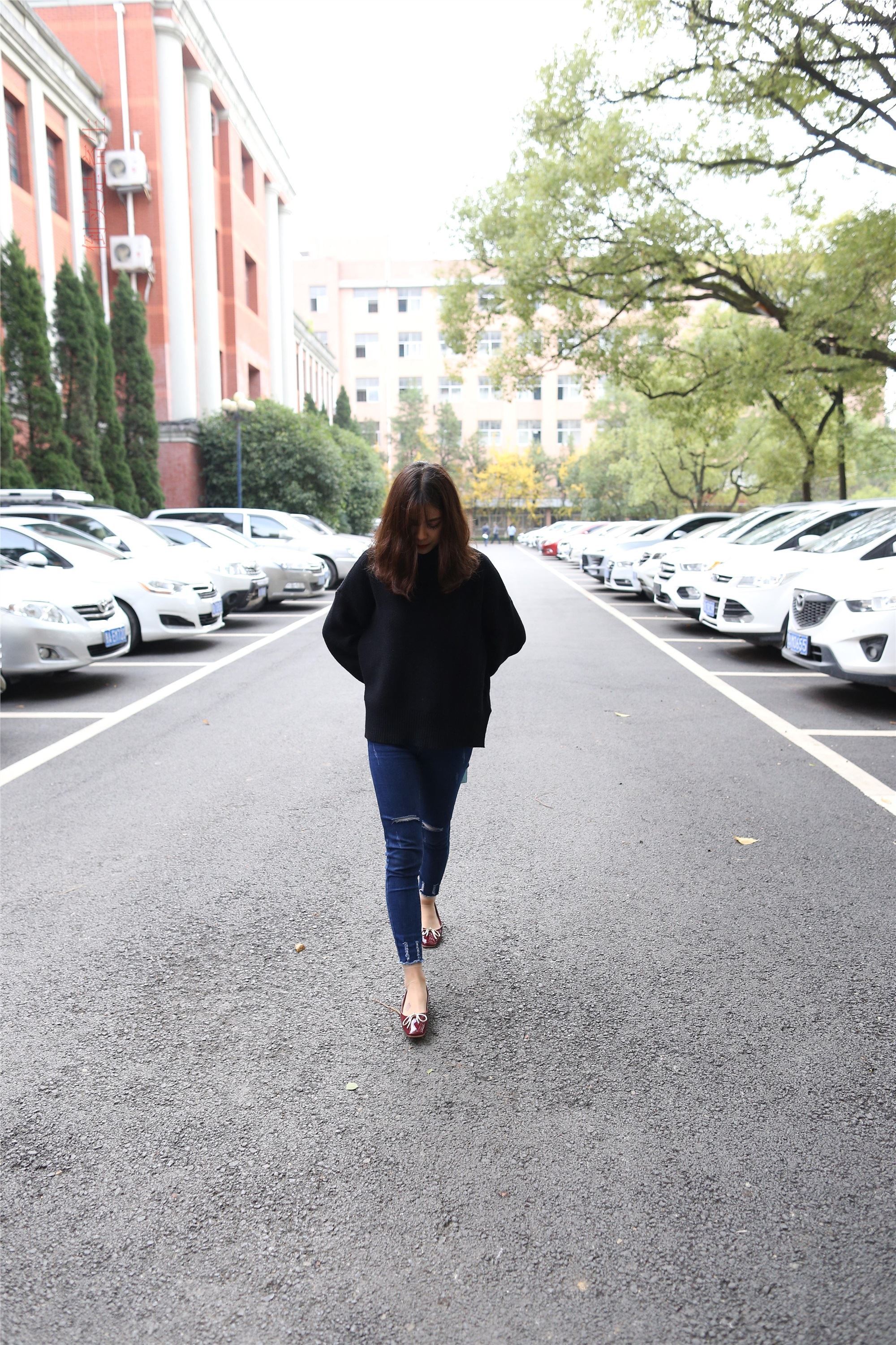 大西瓜美女图片 Z5-5 深牛短丝450P2