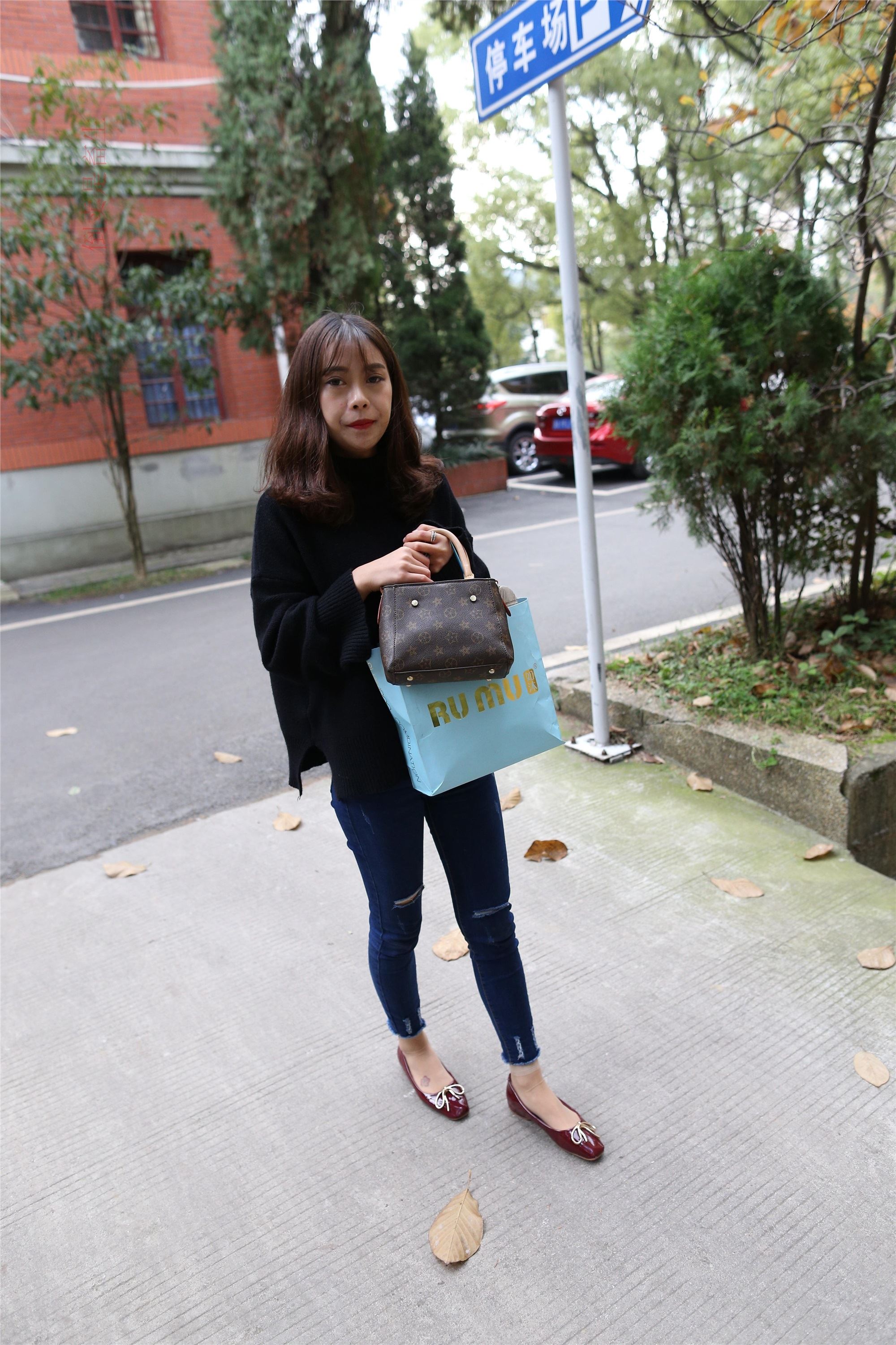 大西瓜美女图片 Z5-5 深牛短丝450P2