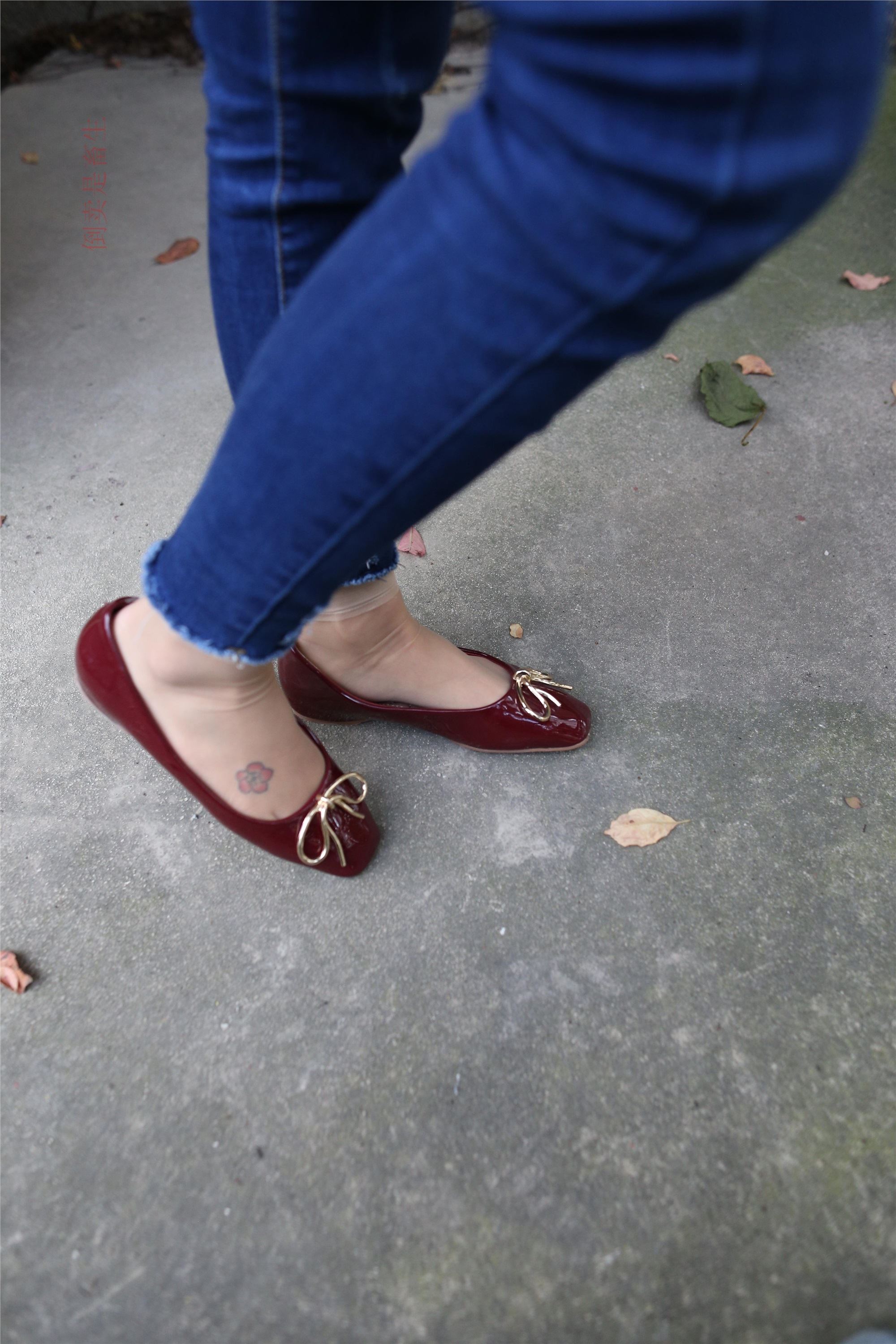 大西瓜美女图片 Z5-5 深牛短丝450P2