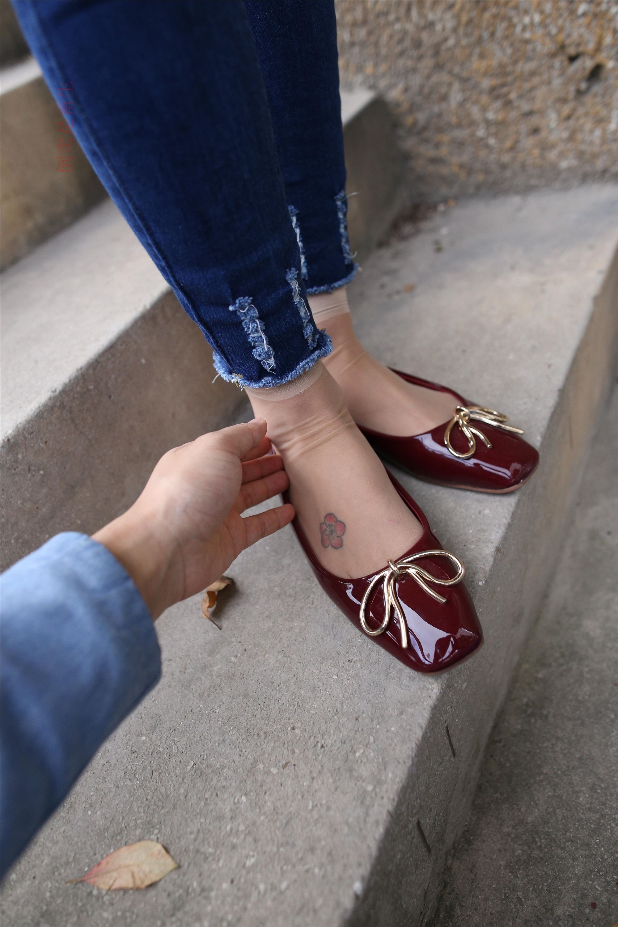 大西瓜美女图片 Z5-5 深牛短丝450P2